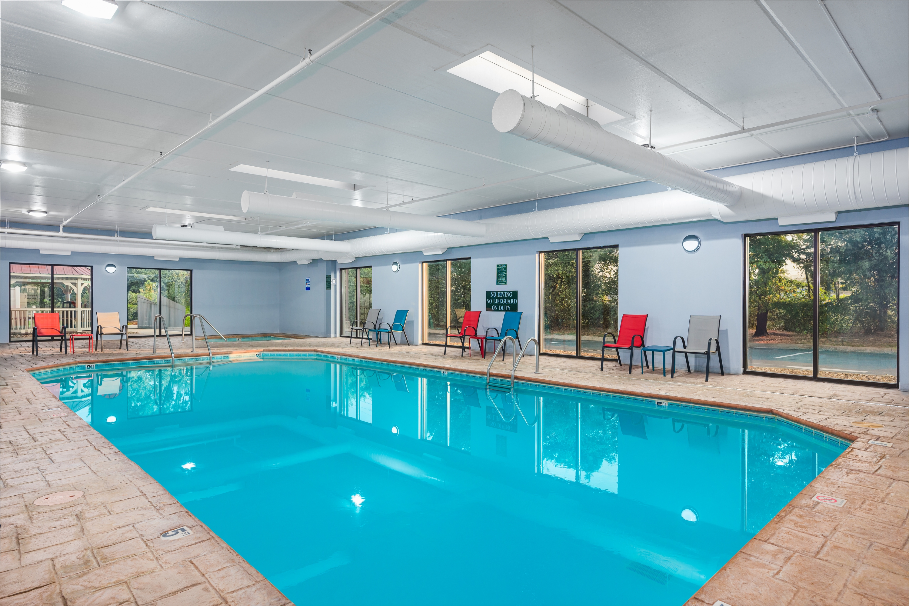 Pool at the La Quinta Inn & Suites by Wyndham Clarksville in Clarksville, Tennessee