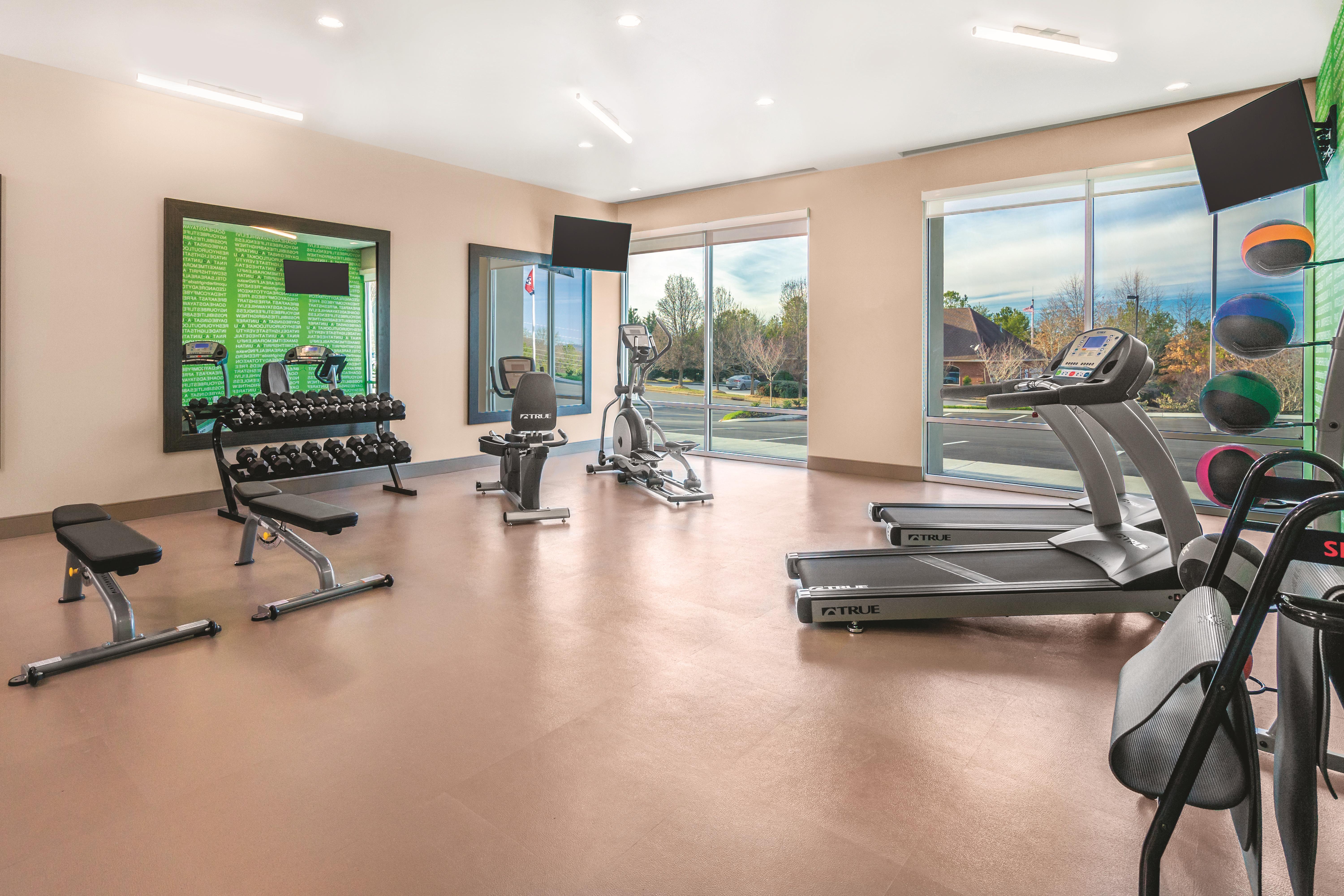 Fitness room at La Quinta Inn & Suites by Wyndham Cleveland TN in Cleveland, Tennessee
