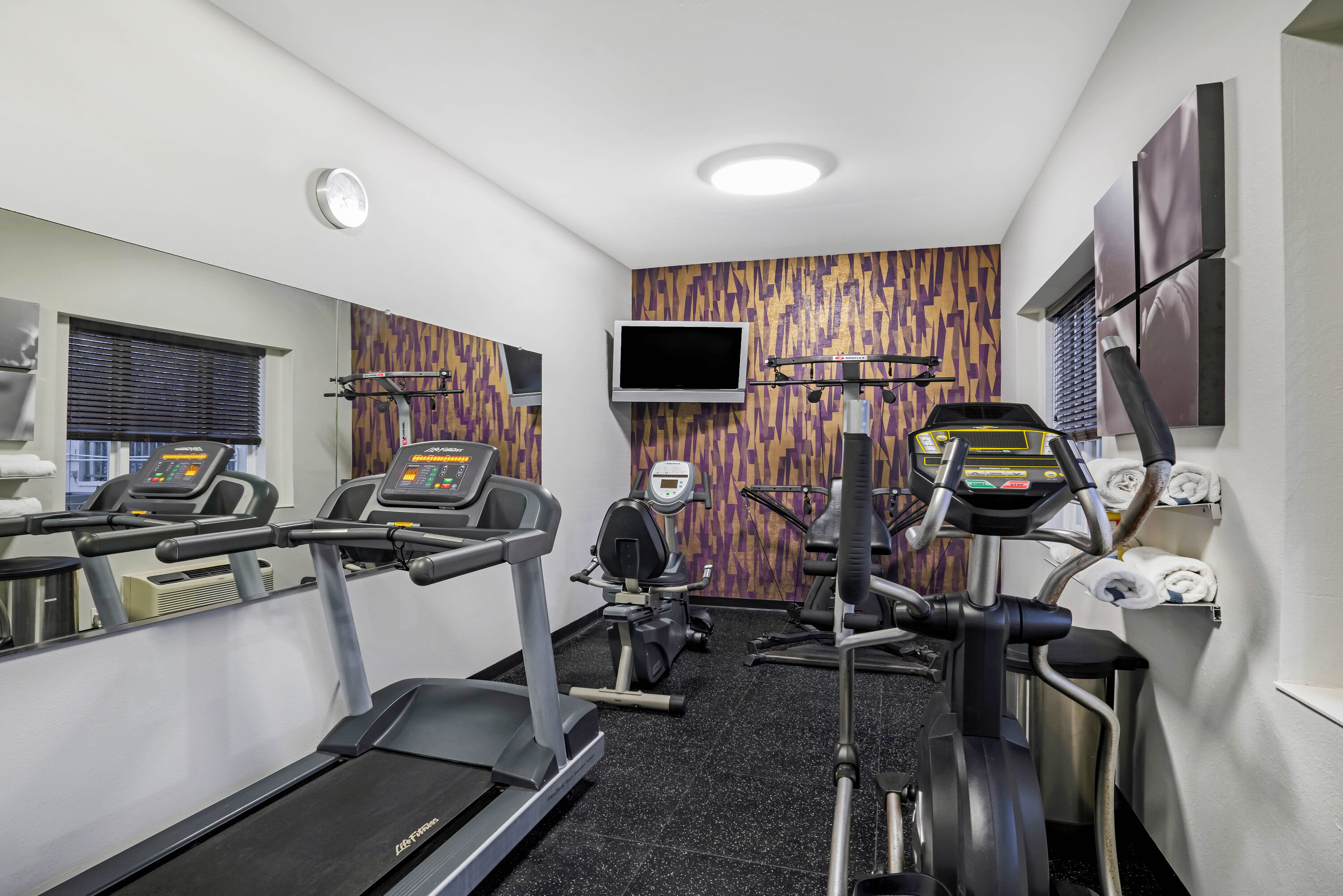 Fitness room at La Quinta Inn & Suites by Wyndham Cookeville in Cookeville, Tennessee