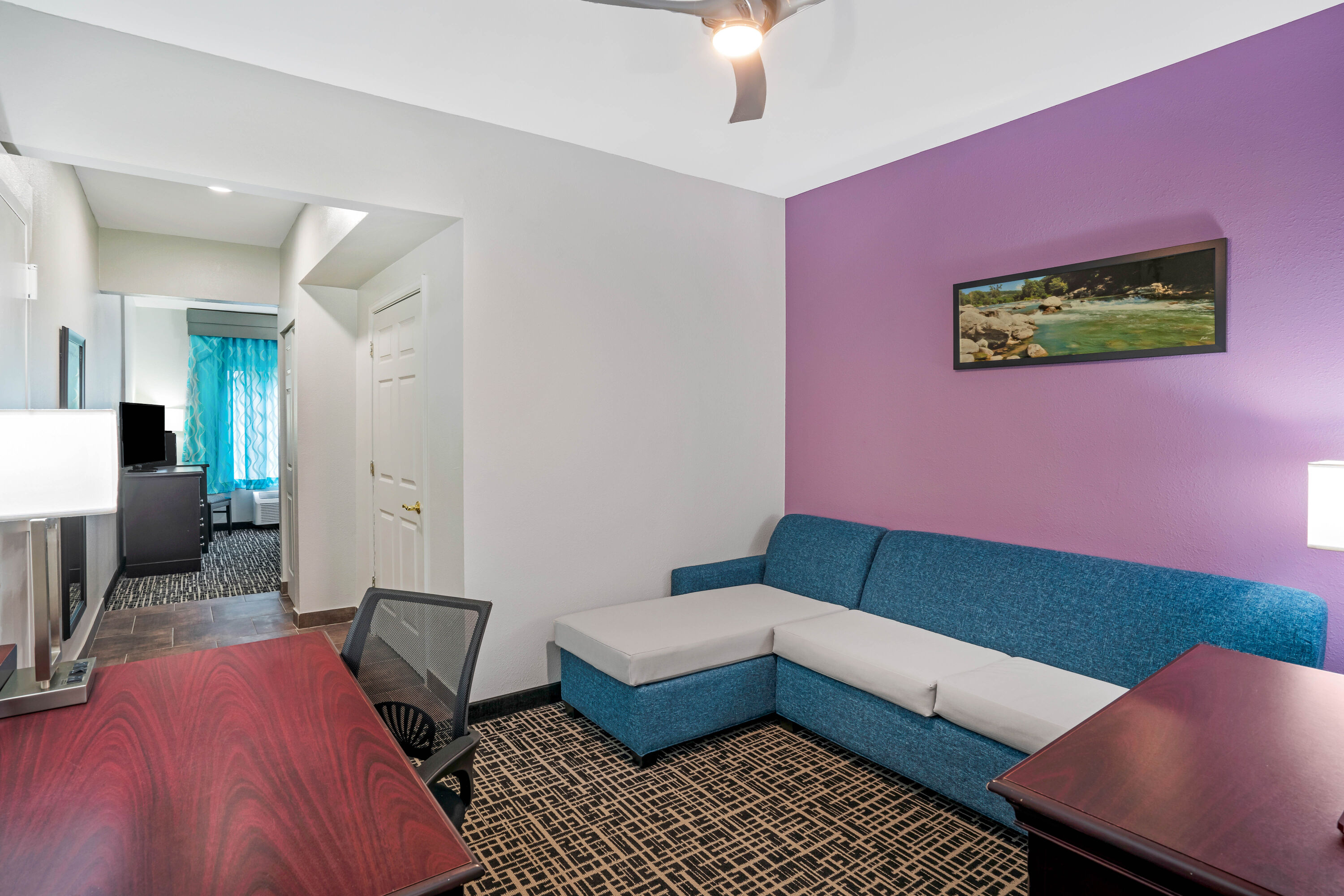 Guest room at the La Quinta Inn & Suites by Wyndham Cookeville in Cookeville, Tennessee