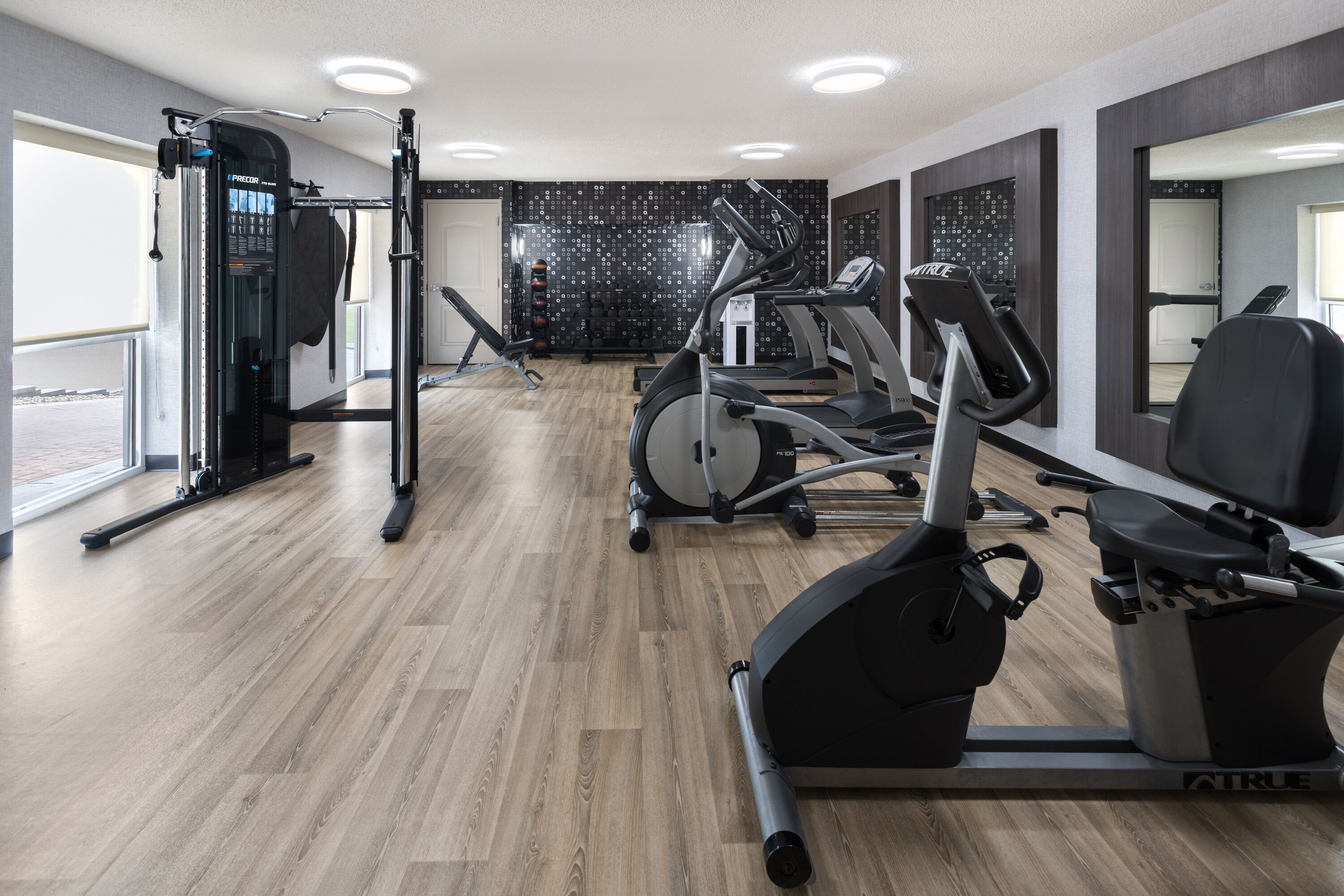 Fitness room at La Quinta Inn & Suites by Wyndham Chattanooga - East Ridge in East Ridge, Tennessee