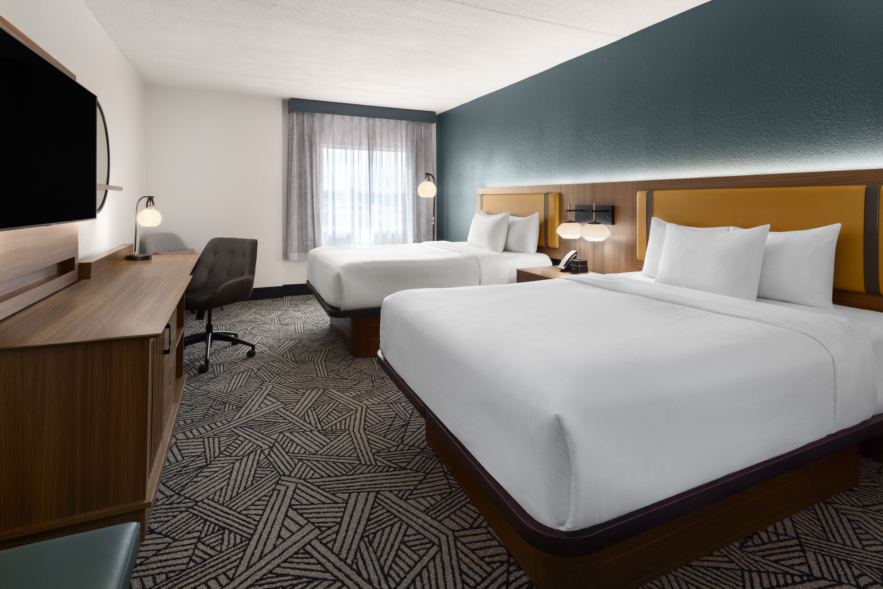 Guest room at the La Quinta Inn & Suites by Wyndham Chattanooga - East Ridge in East Ridge, Tennessee