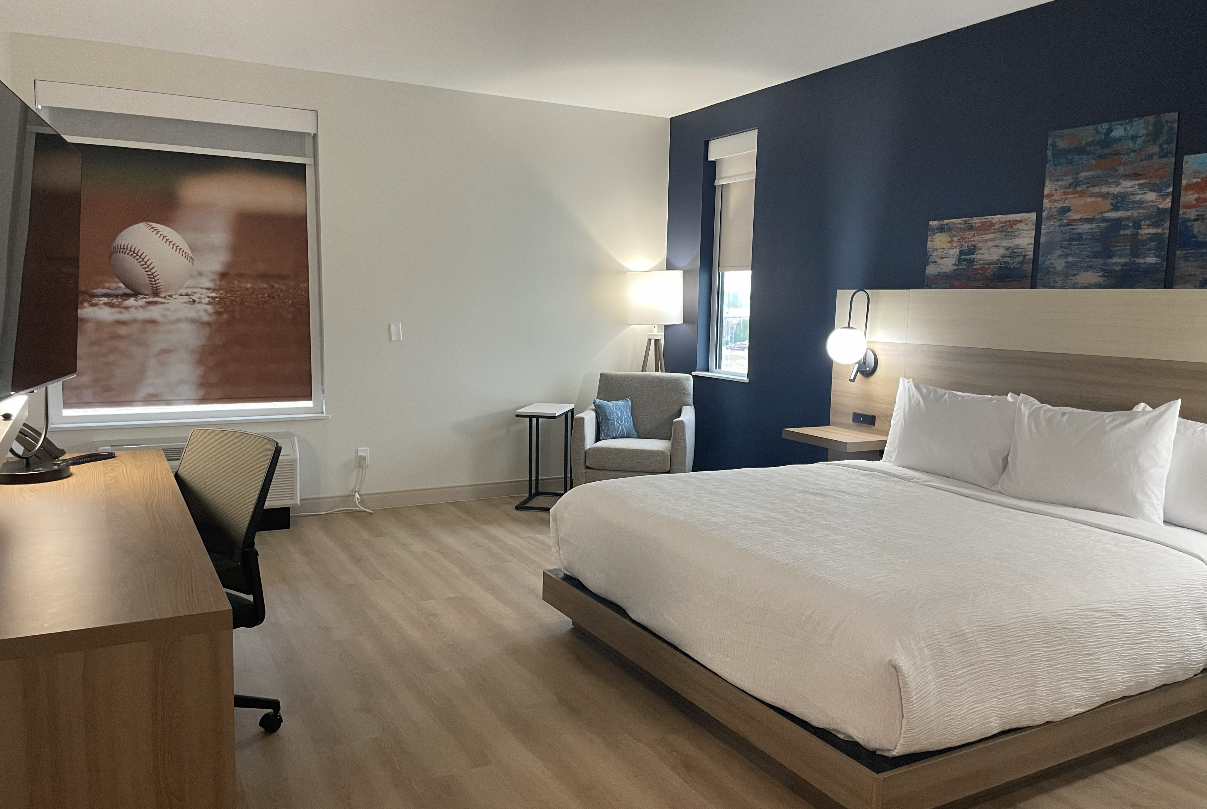 Guest room at the La Quinta Inn & Suites by Wyndham Jackson in Jackson, Tennessee