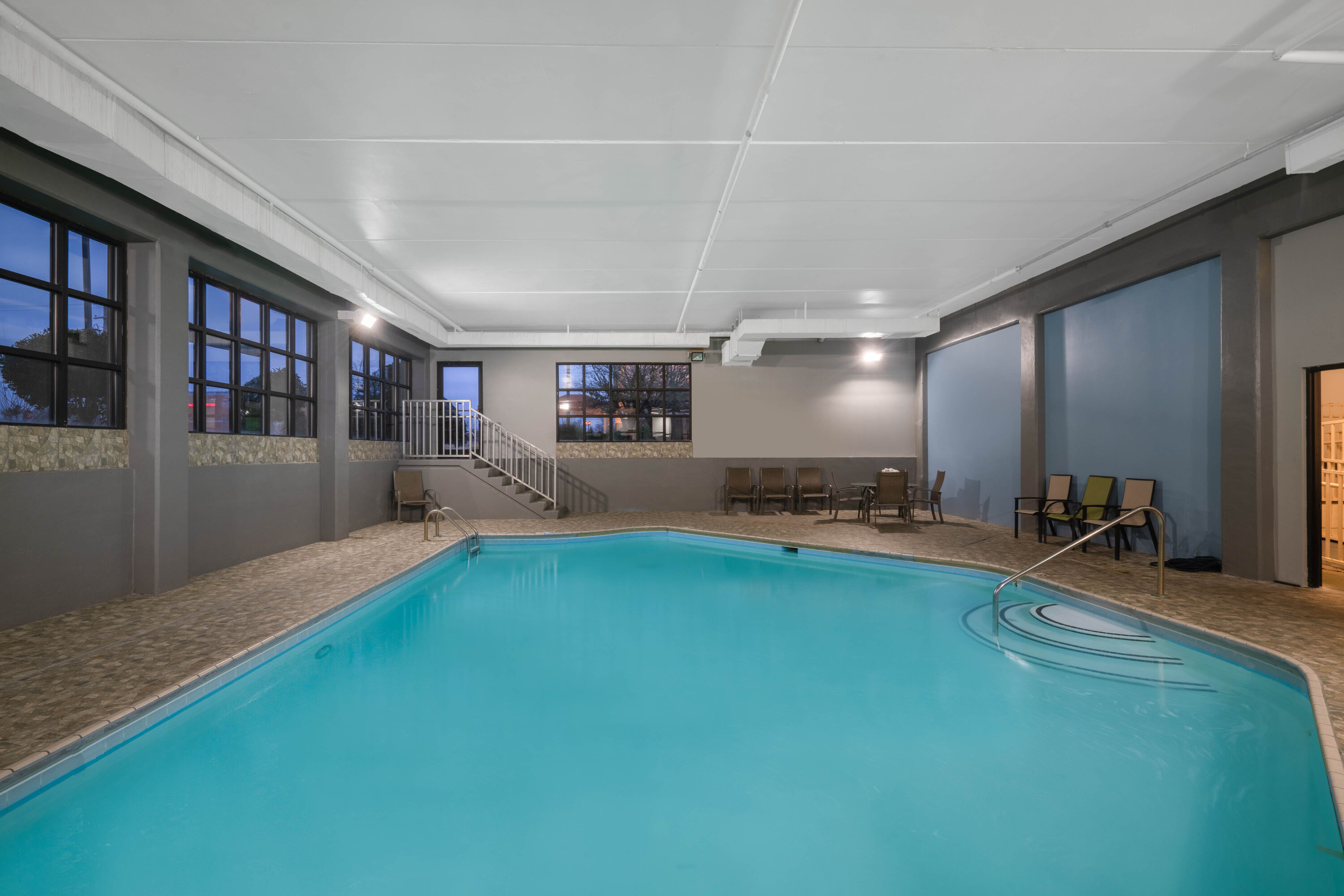 Pool at the La Quinta Inn & Suites by Wyndham Knoxville East in Knoxville, Tennessee