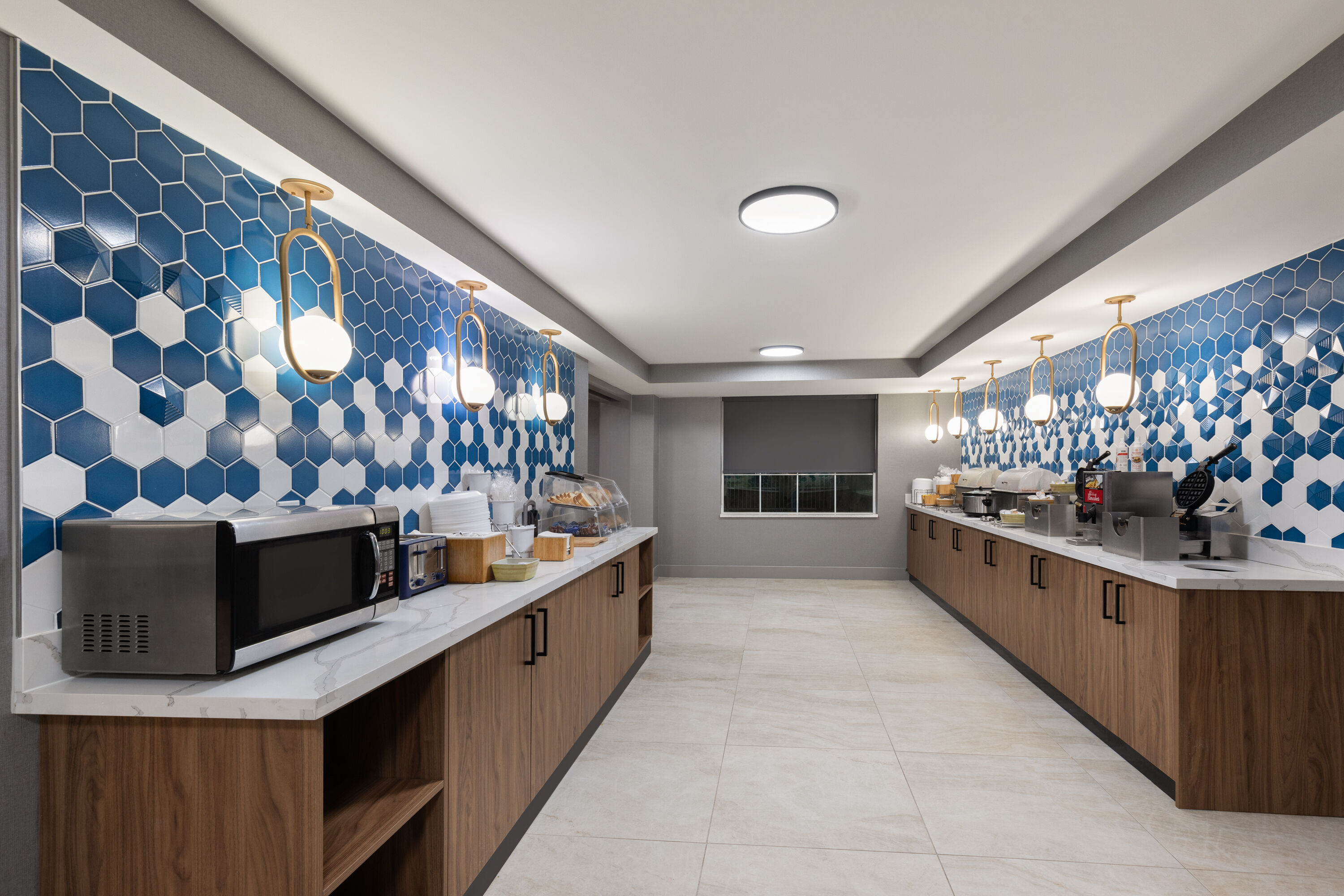 Free breakfast at La Quinta Inn & Suites by Wyndham Knoxville Papermill in Knoxville, Tennessee