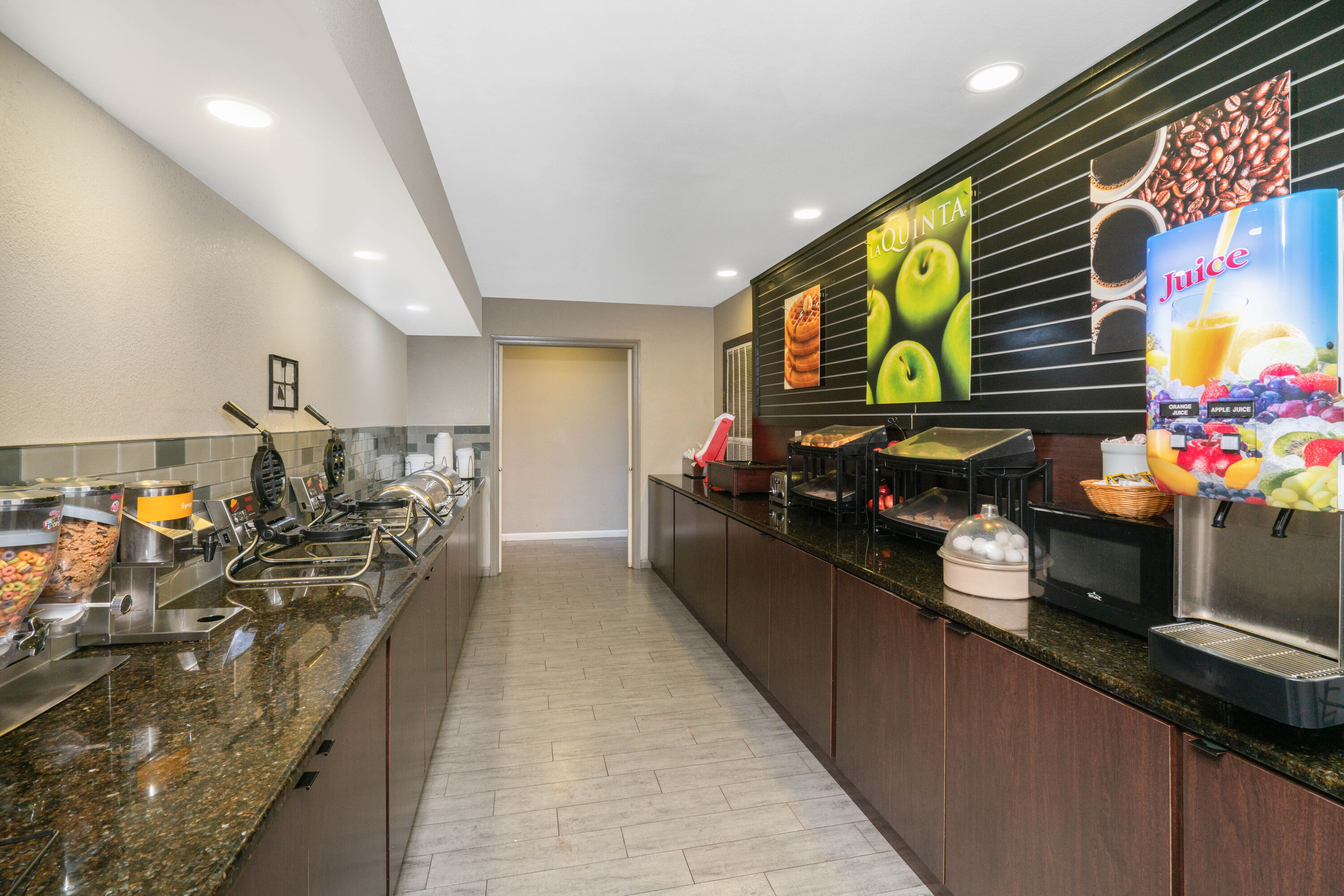 Free breakfast at La Quinta Inn & Suites by Wyndham Memphis Airport Graceland in Memphis, Tennessee