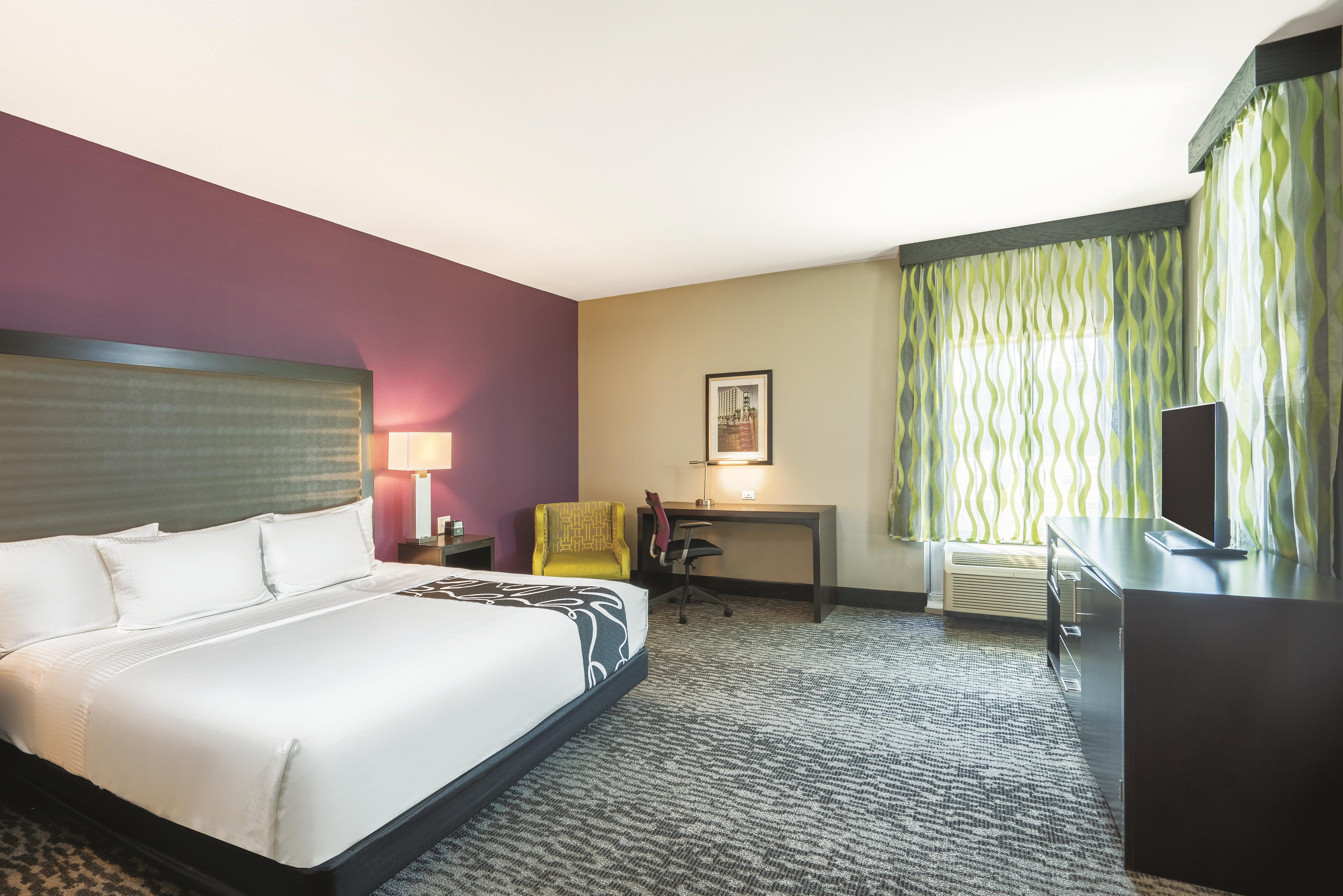 La Quinta Inn Amp Suites By Wyndham Memphis Downtown