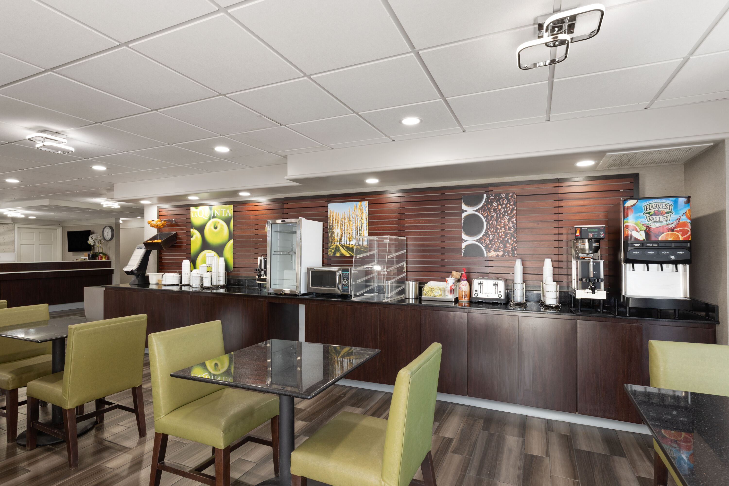 Free breakfast at La Quinta Inn by Wyndham Nashville South in Nashville, Tennessee