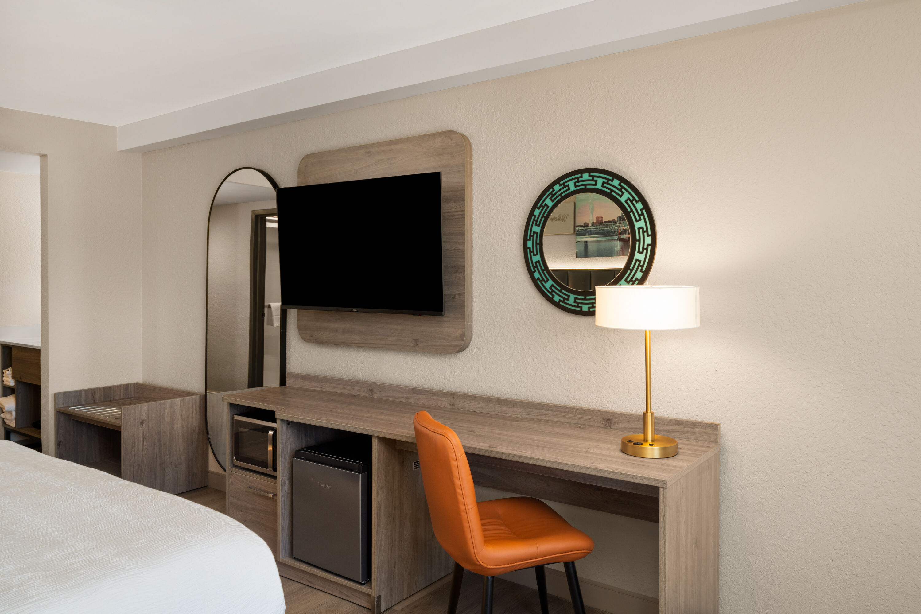 Guest room at the La Quinta Inn & Suites by Wyndham Nashville Airport/Opryland in Nashville, Tennessee