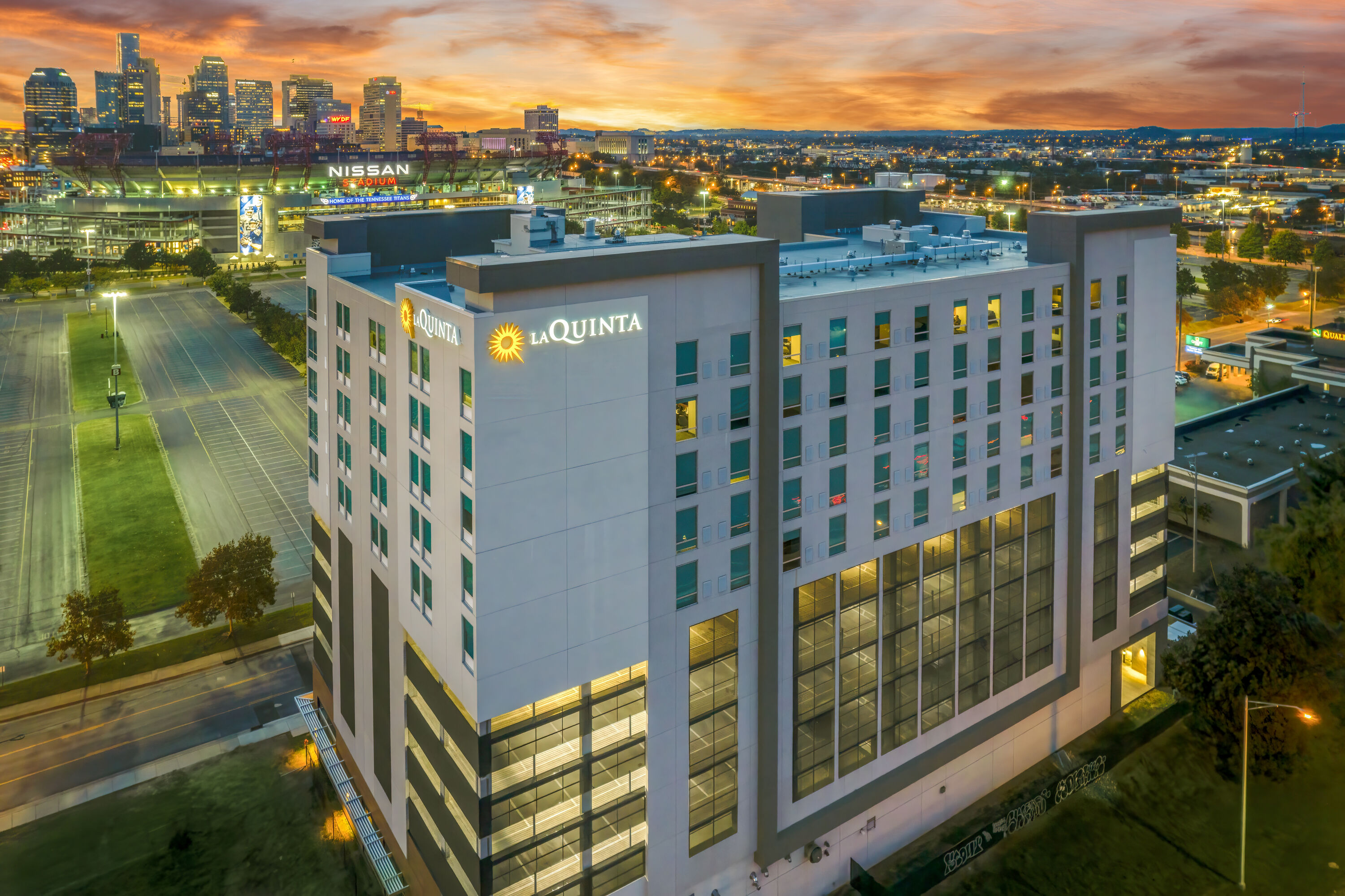 Exterior Dusk Image of La Quinta Inn & Suites by Wyndham Nashville Downtown/Stadium hotel in Nashville, Tennessee