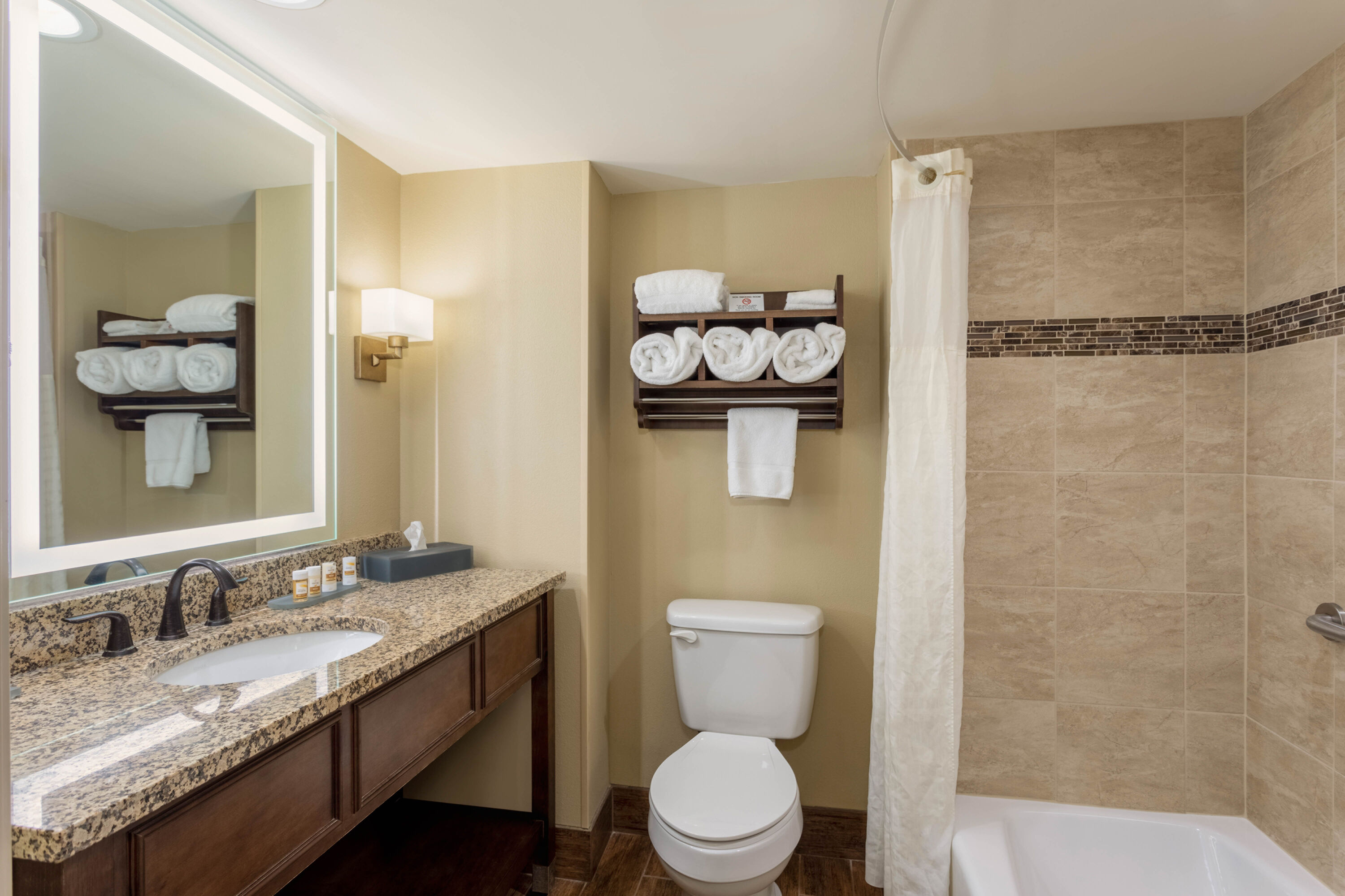 Guest room bath at the La Quinta Inn & Suites by Wyndham Pigeon Forge in Pigeon Forge, Tennessee