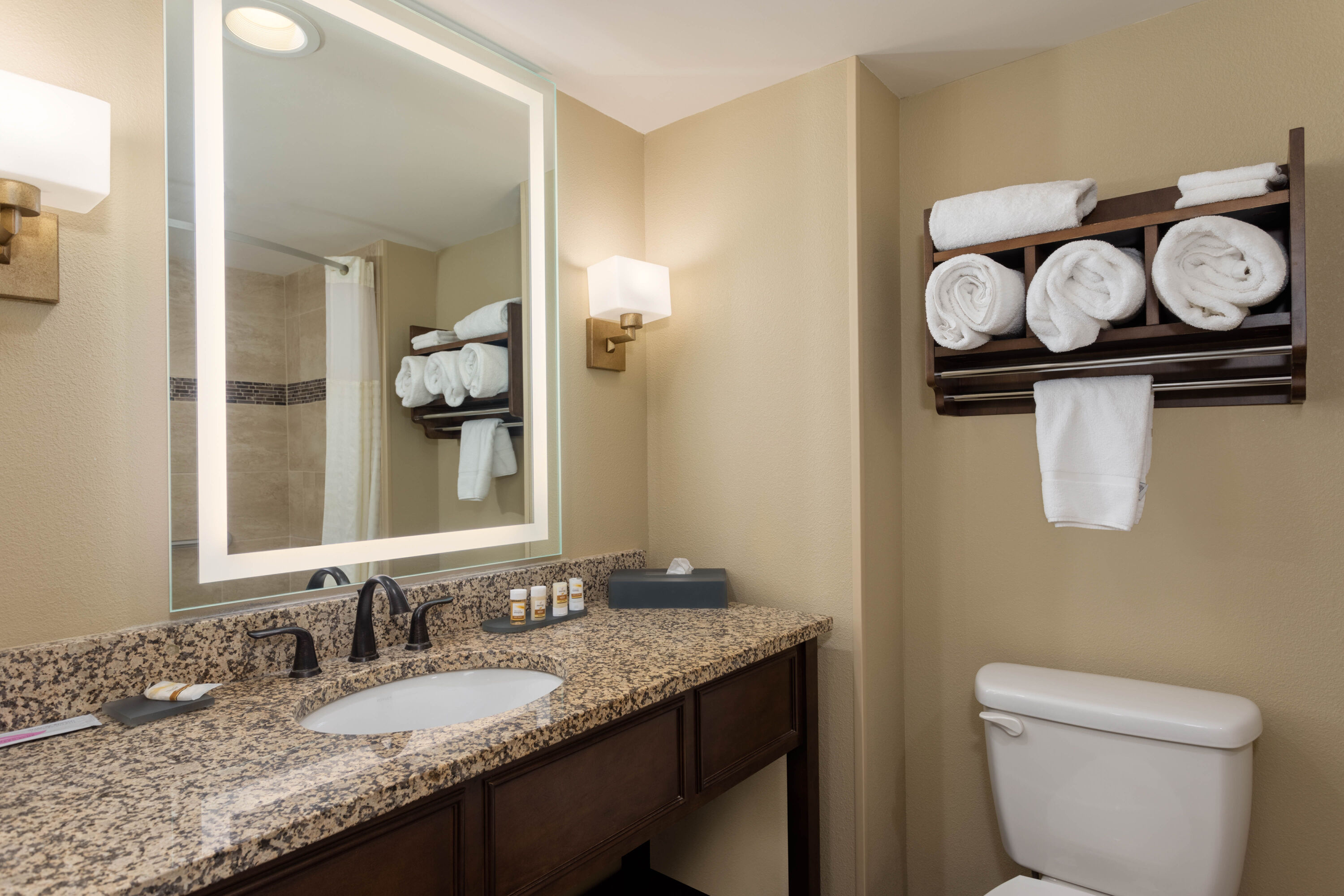 Guest room bath at the La Quinta Inn & Suites by Wyndham Pigeon Forge in Pigeon Forge, Tennessee