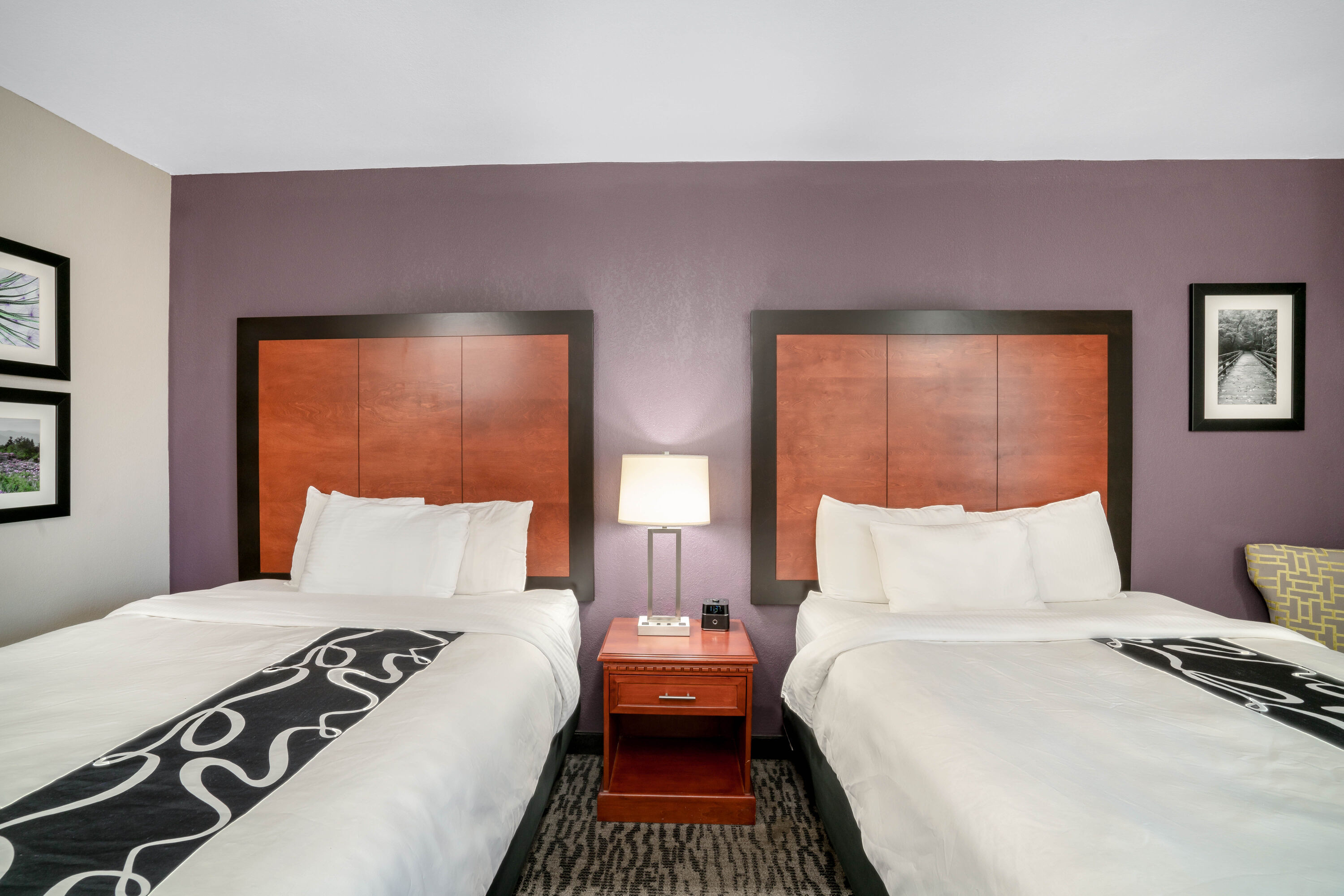 Guest room at the La Quinta Inn & Suites by Wyndham Knoxville North I-75 in Powell, Tennessee