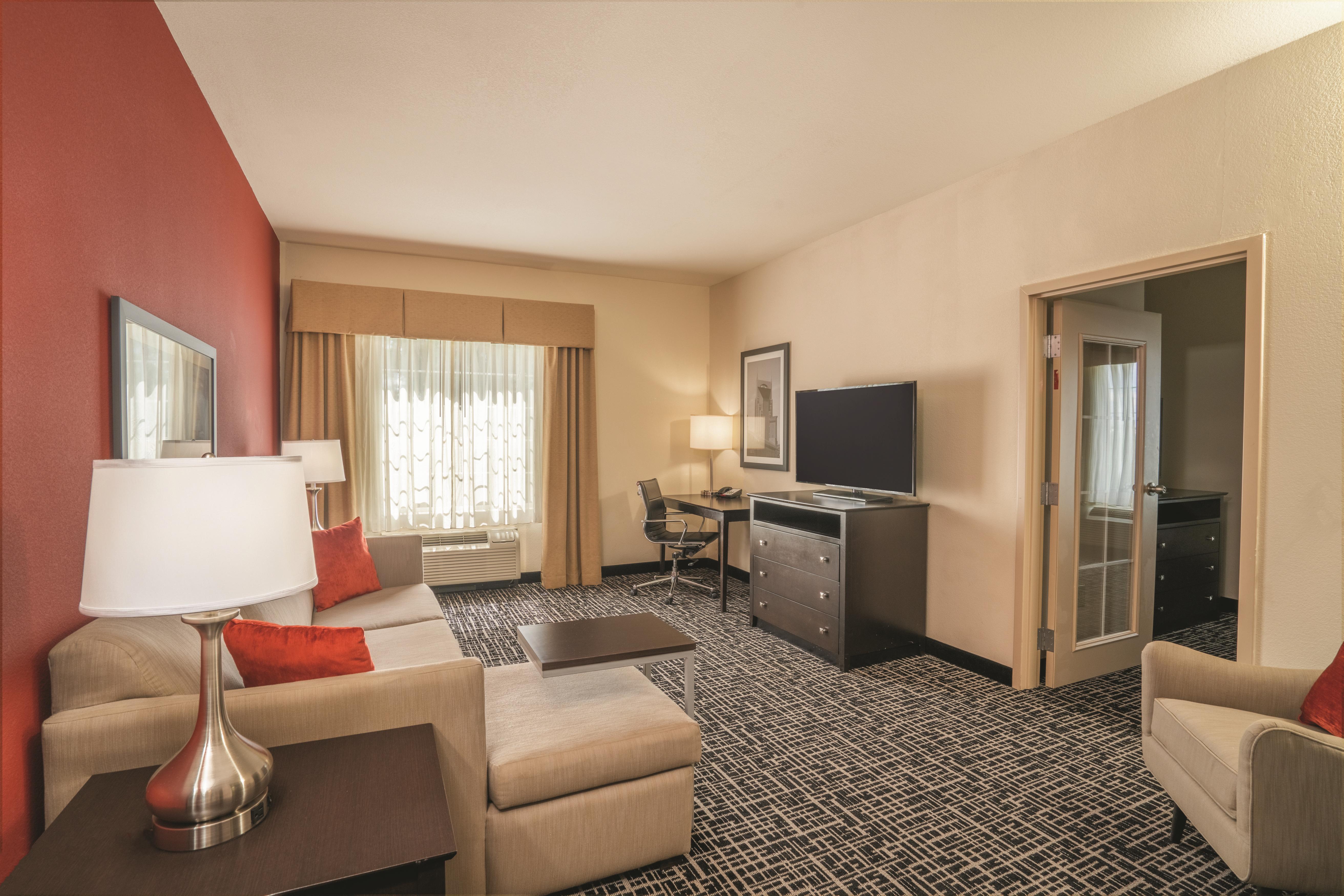 La Quinta Inn Amp Suites By Wyndham Smyrna Tn Nashville