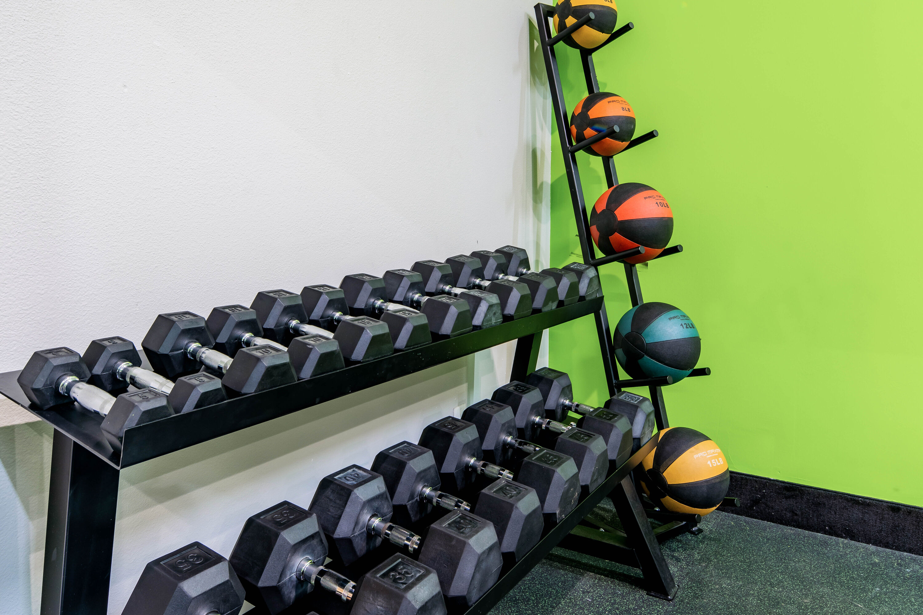 Fitness room at La Quinta Inn & Suites by Wyndham Alamo - McAllen East in Alamo, Texas