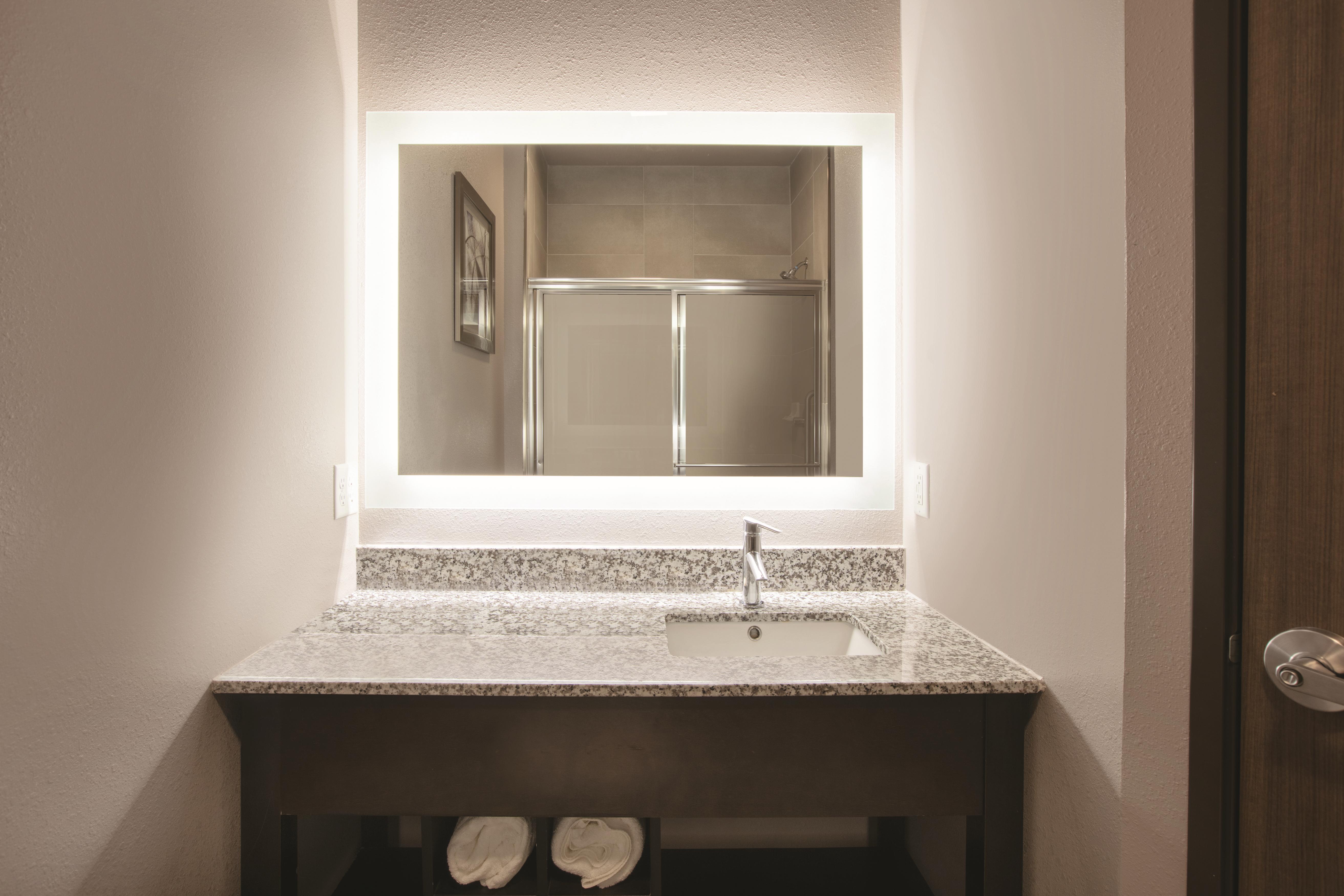 Guest room at the La Quinta Inn & Suites by Wyndham Amarillo Airport in Amarillo, Texas