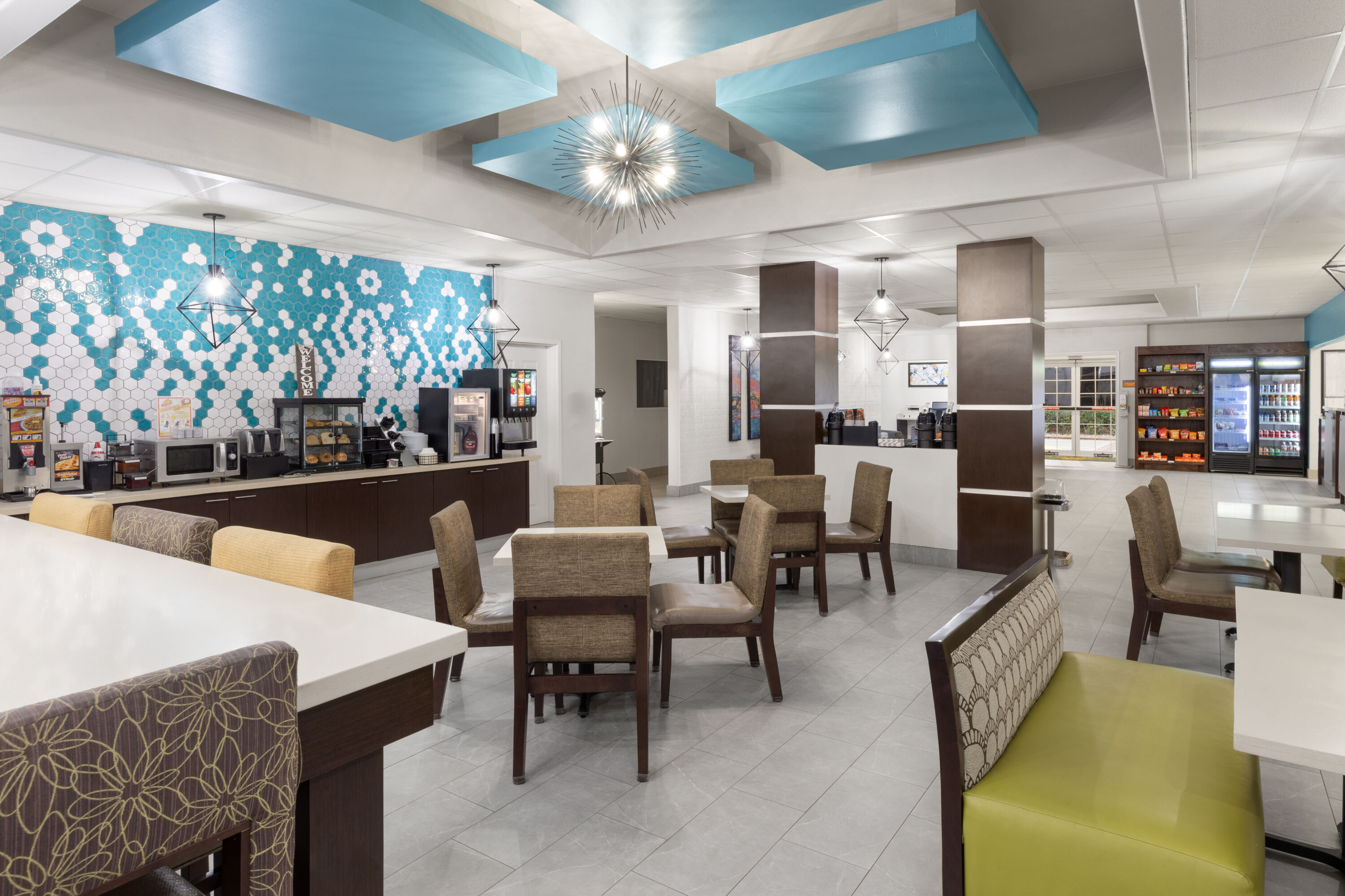 Free breakfast at La Quinta Inn & Suites by Wyndham Angleton in Angleton, Texas