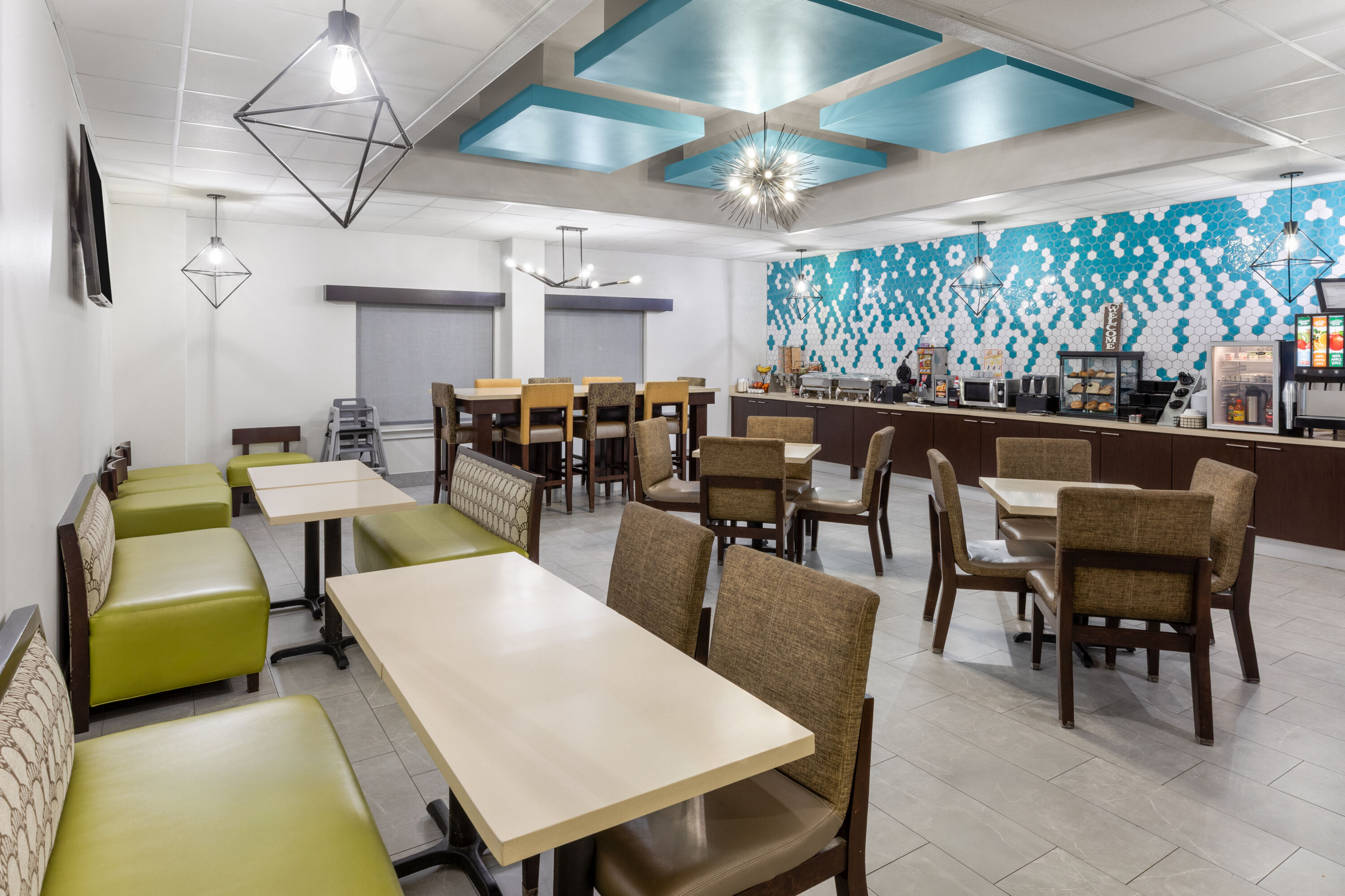 Free breakfast at La Quinta Inn & Suites by Wyndham Angleton in Angleton, Texas