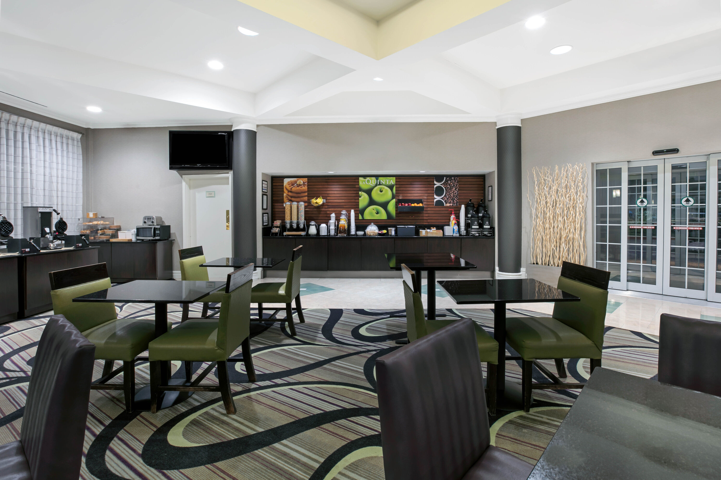 Free breakfast at La Quinta Inn & Suites by Wyndham Dallas Arlington South in Arlington, Texas