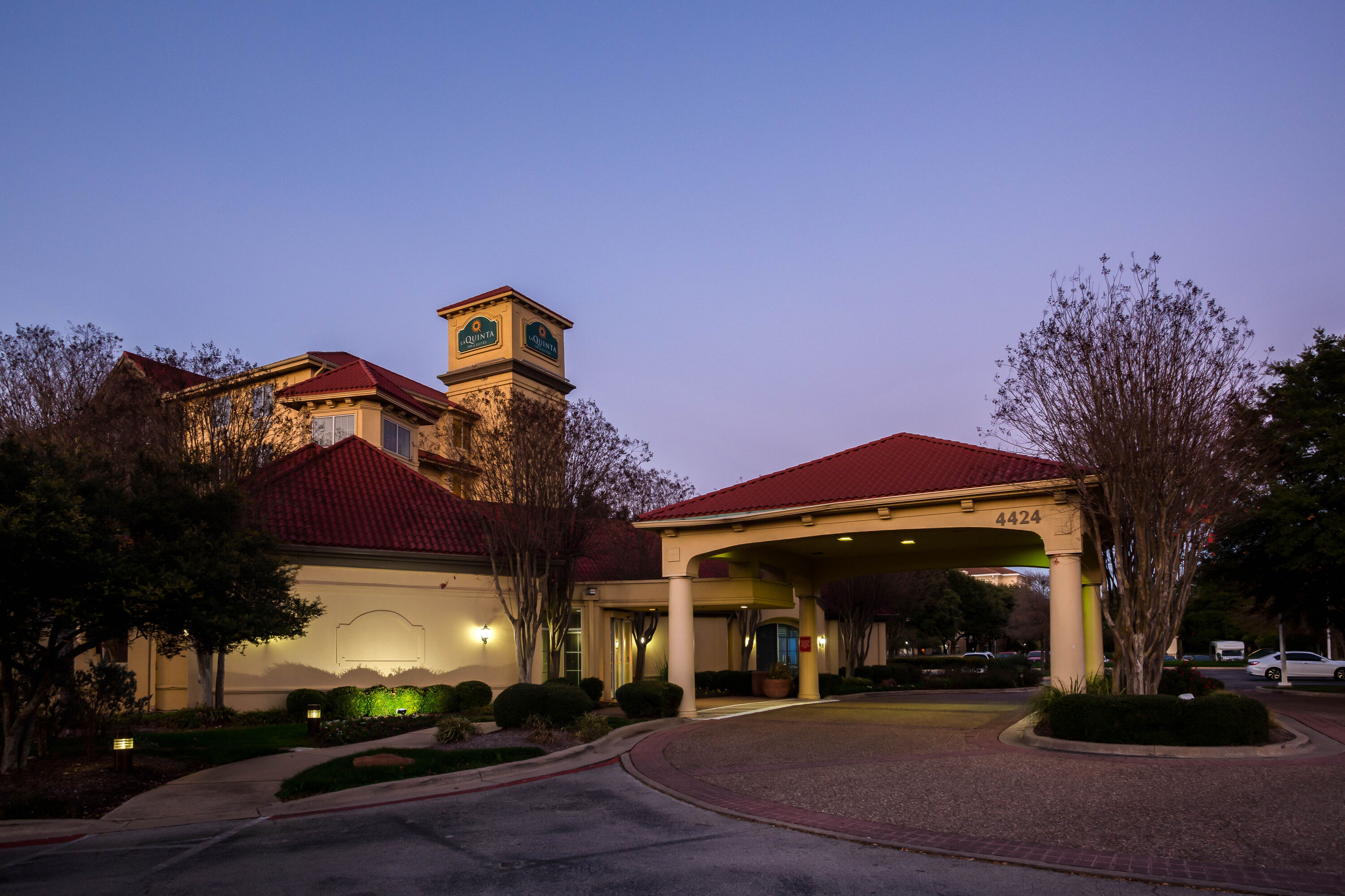 Quinta Inn Suites Wyndham Austin Southwest Austin  Hotels
