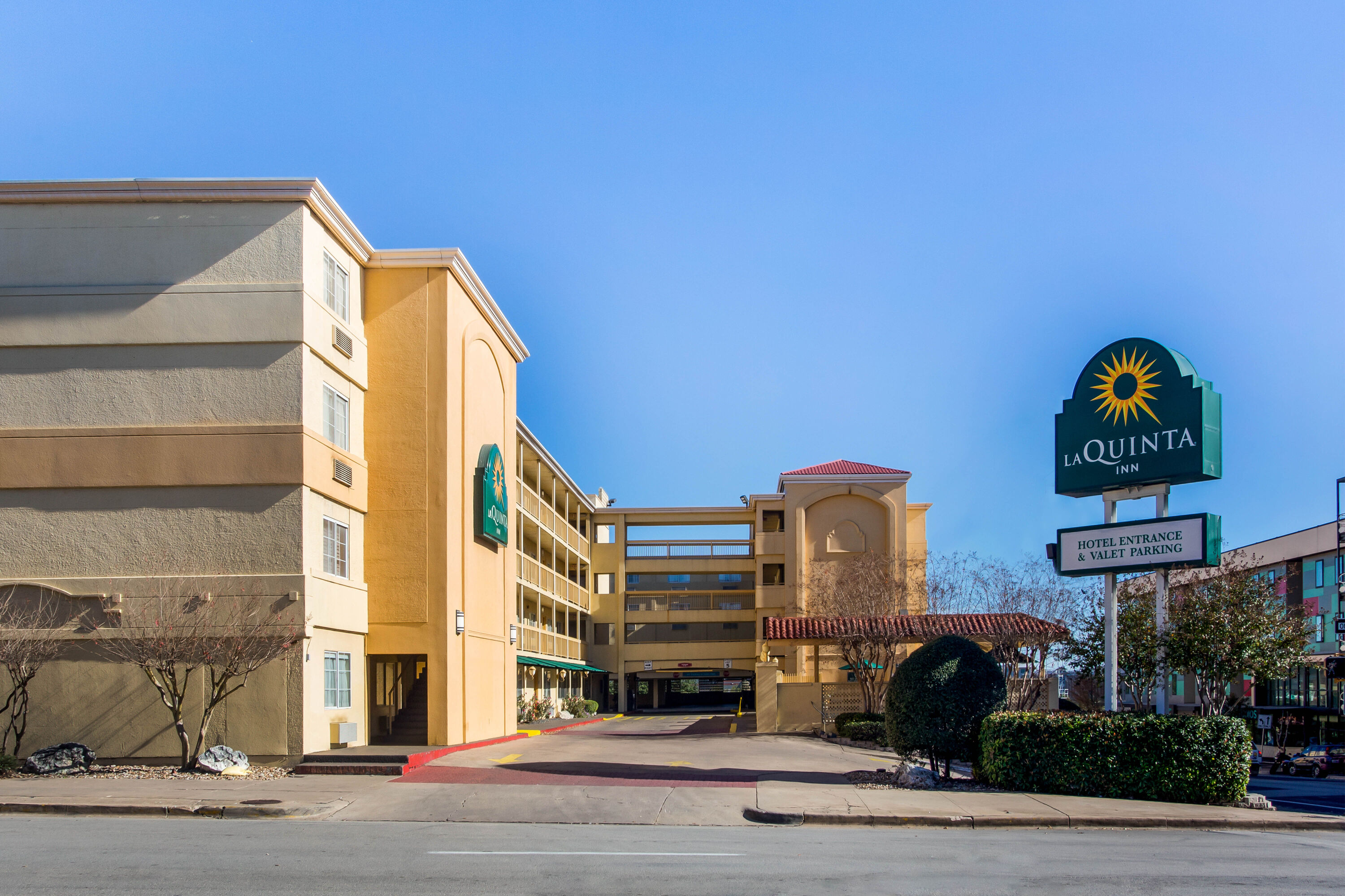La Quinta Inn by Wyndham Austin Capitol / Downtown Austin, TX Hotels