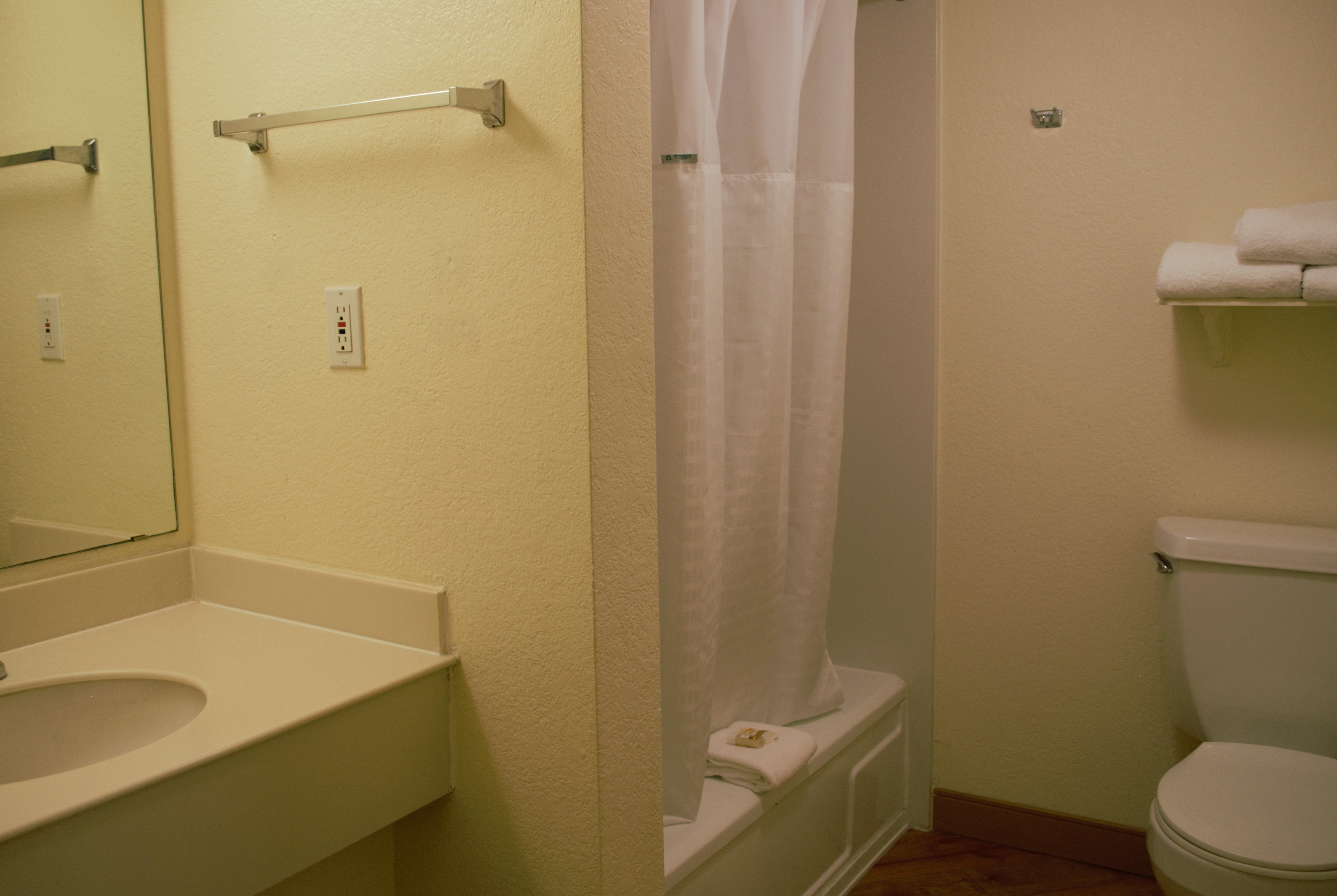 Guest room bath at the La Quinta Inn by Wyndham Austin Capitol / Downtown in Austin, Texas