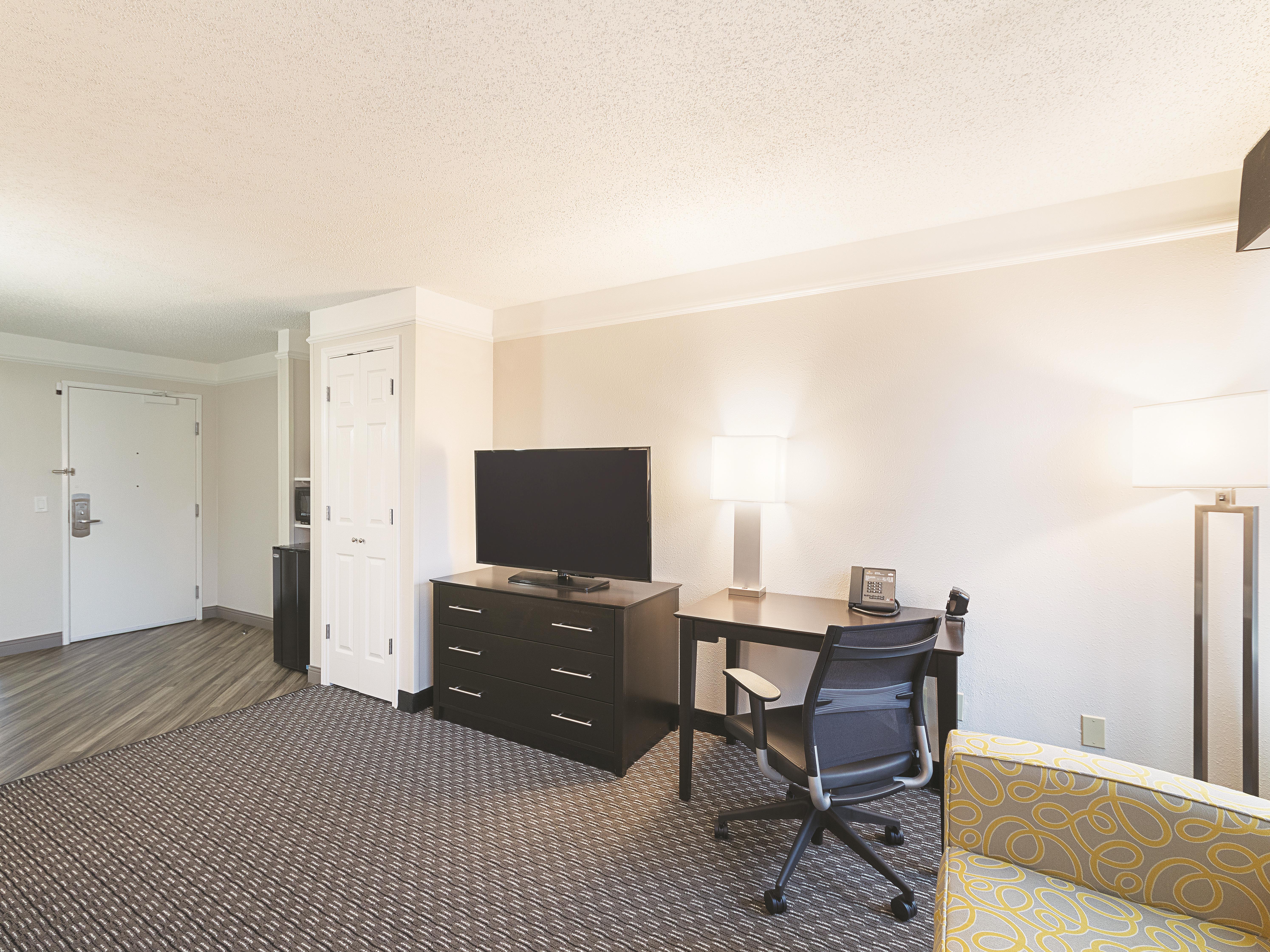 Guest room at the La Quinta Inn & Suites by Wyndham Austin Round Rock in Austin, Texas