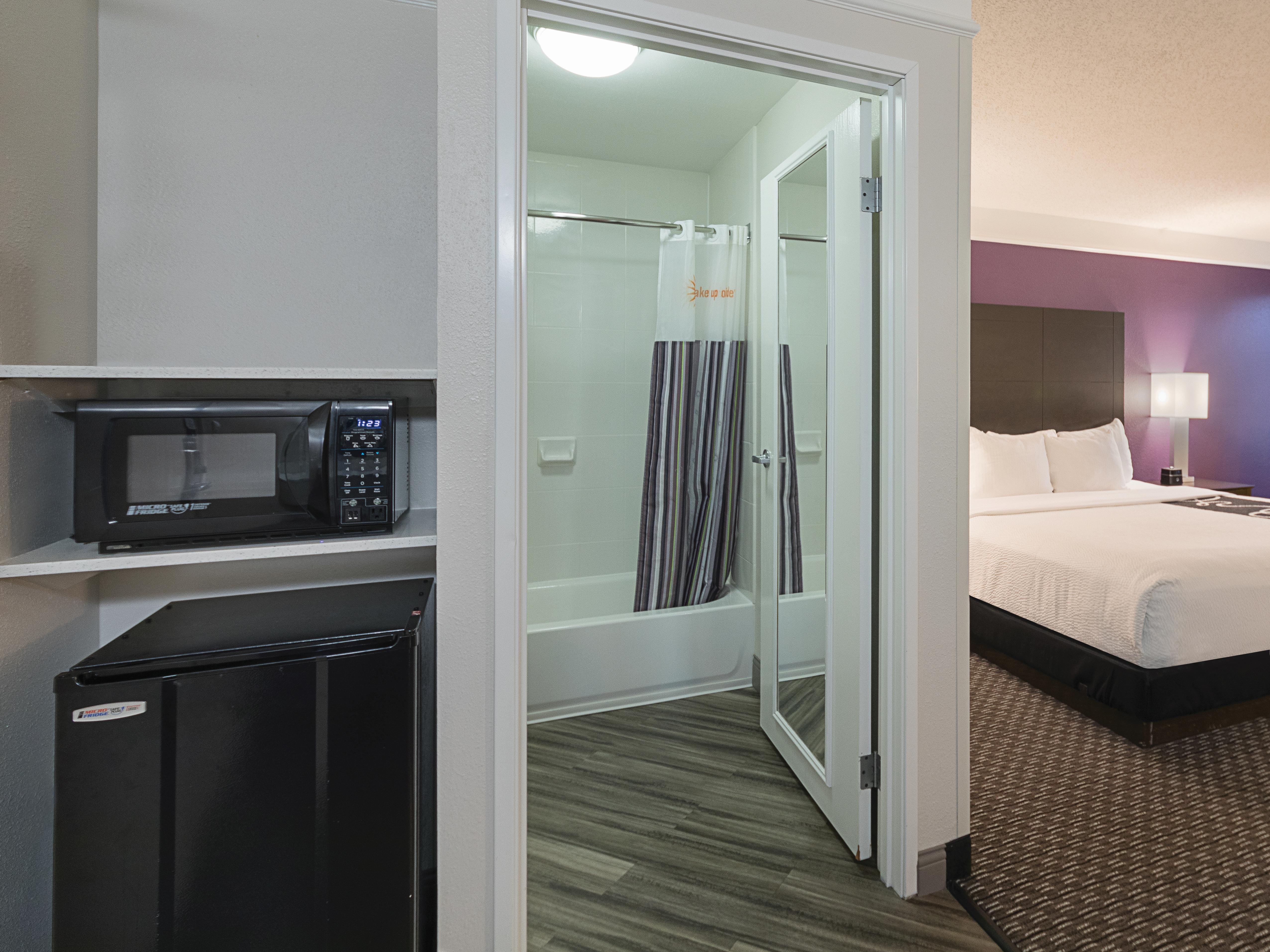 Guest room at the La Quinta Inn & Suites by Wyndham Austin Round Rock in Austin, Texas