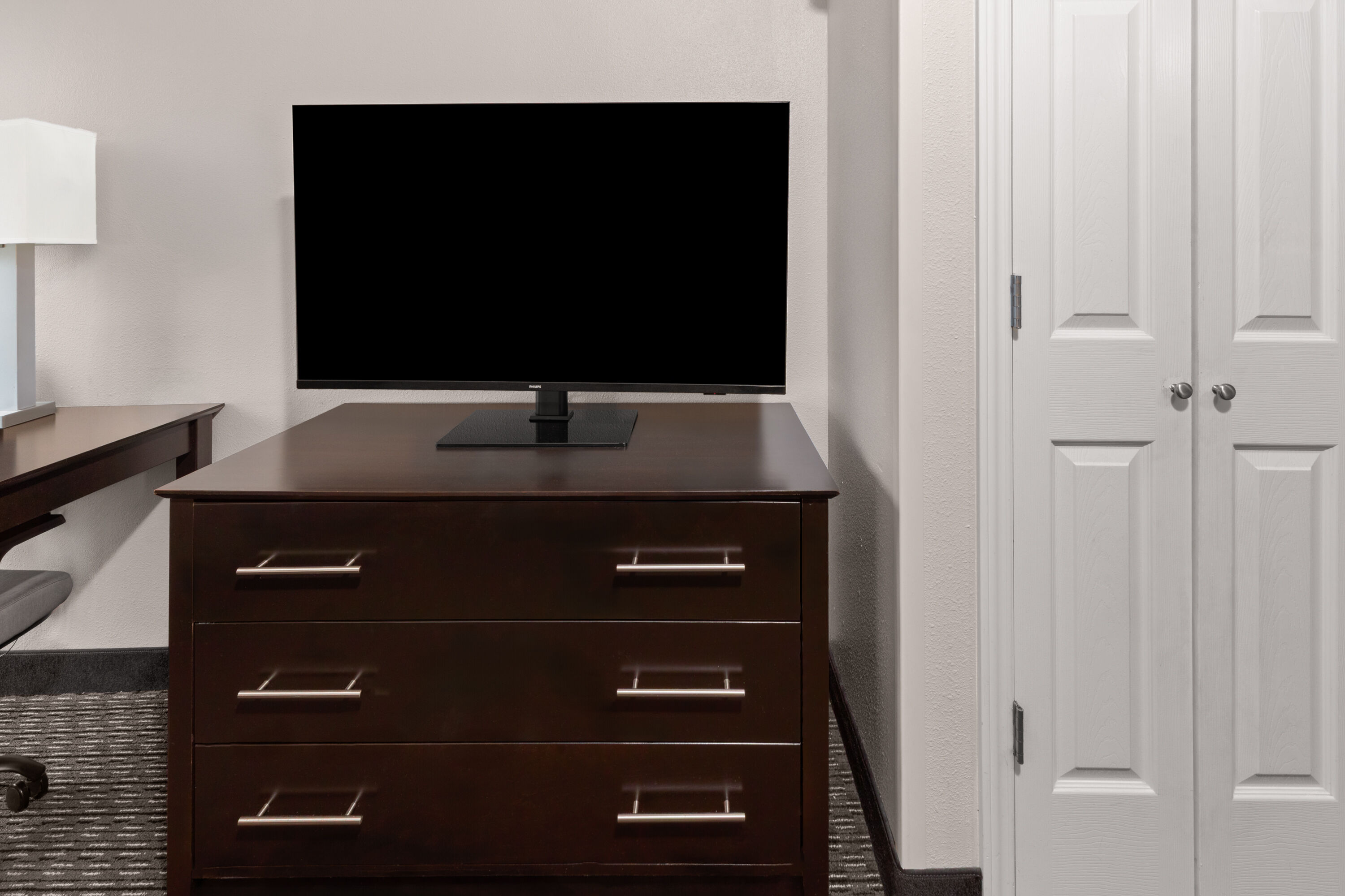 Guest room at the La Quinta Inn & Suites by Wyndham Austin Round Rock in Austin, Texas
