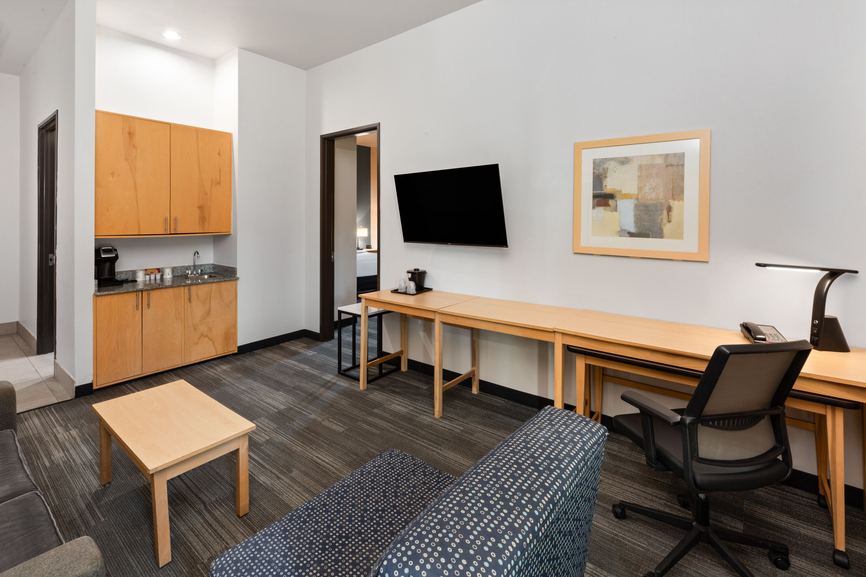 La Quinta Inn & Suites by Wyndham Austin NW/Lakeline Mall suite in Austin, Texas