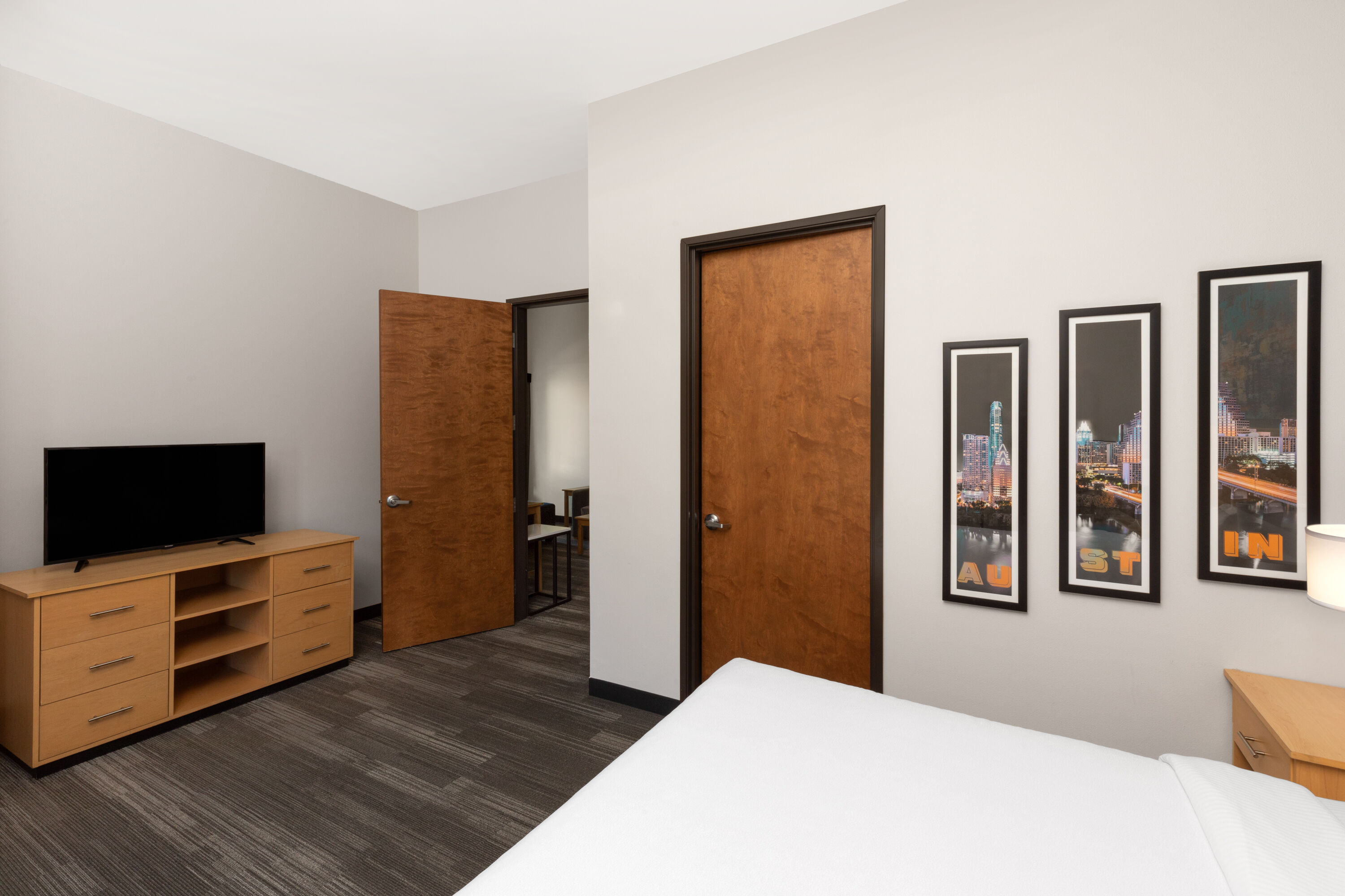 La Quinta Inn & Suites by Wyndham Austin NW/Lakeline Mall suite in Austin, Texas