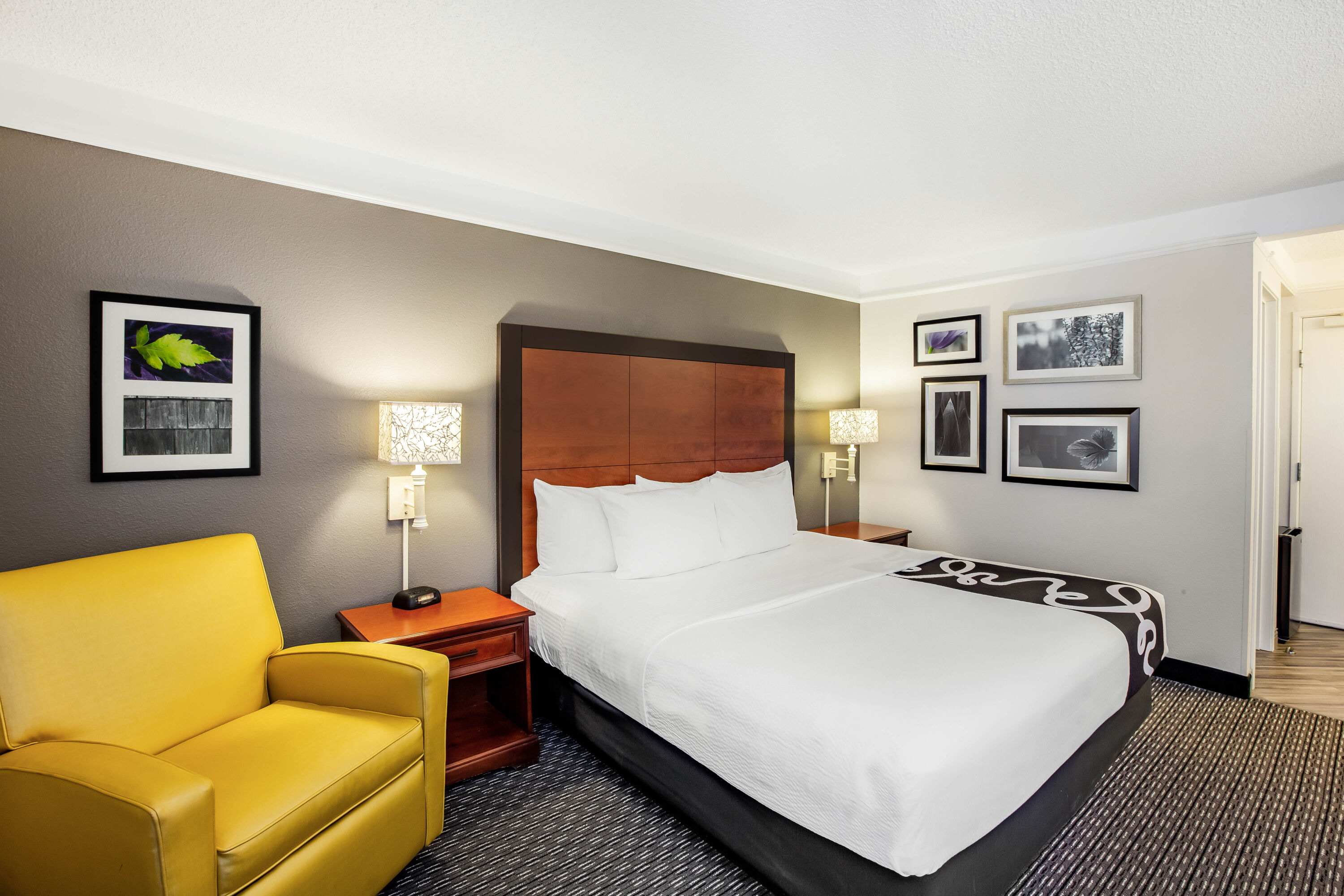 Guest room at the La Quinta Inn & Suites by Wyndham Houston Baytown East in Baytown, Texas