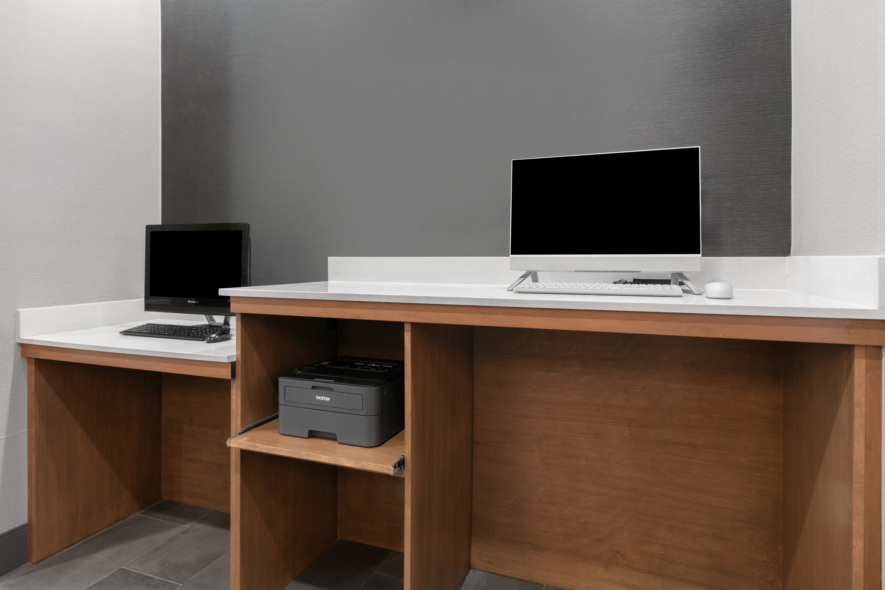 La Quinta Inn & Suites by Wyndham Belton - Temple South business center in Belton, Texas