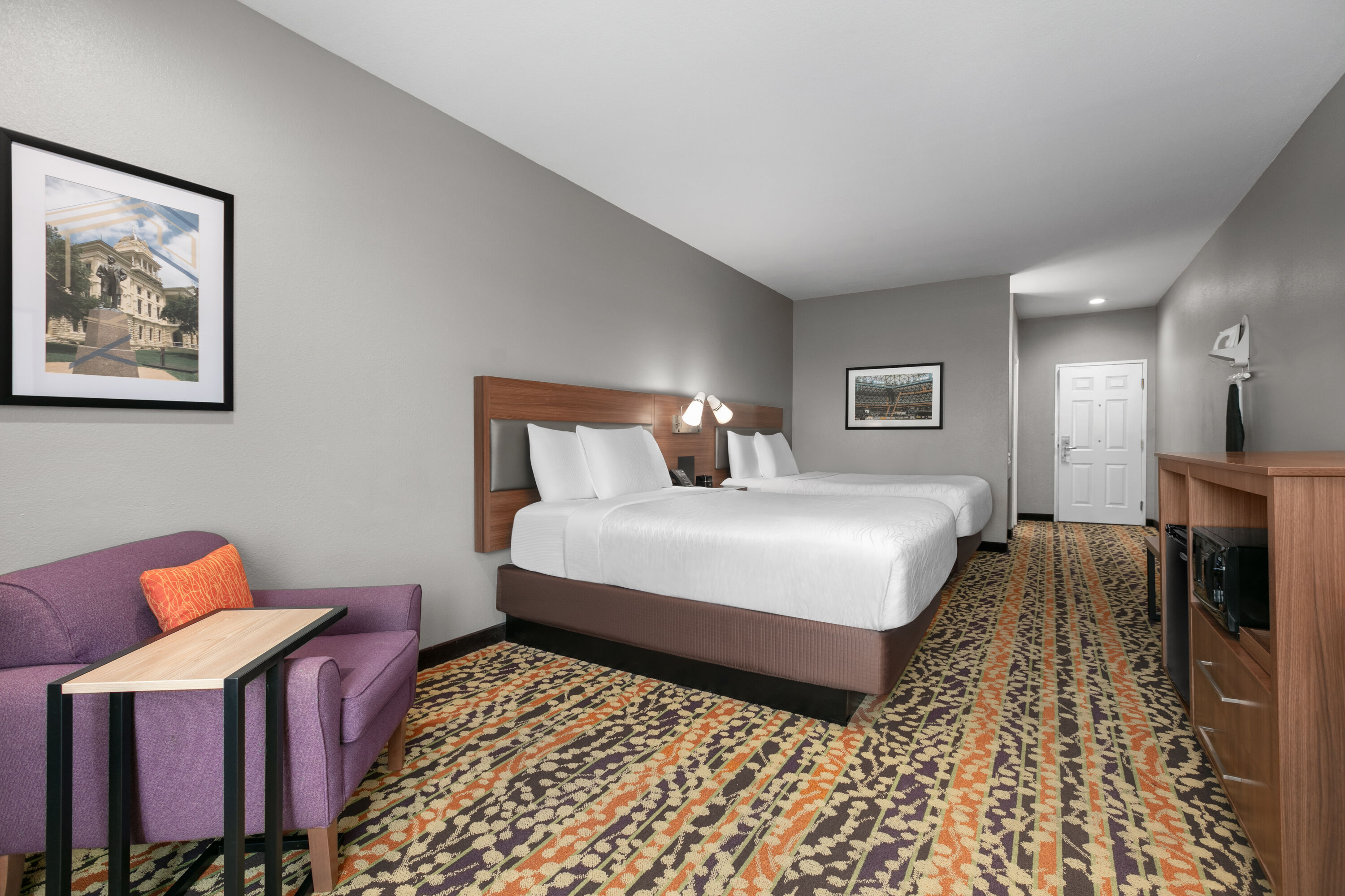 Guest room at the La Quinta Inn & Suites by Wyndham Belton - Temple South in Belton, Texas