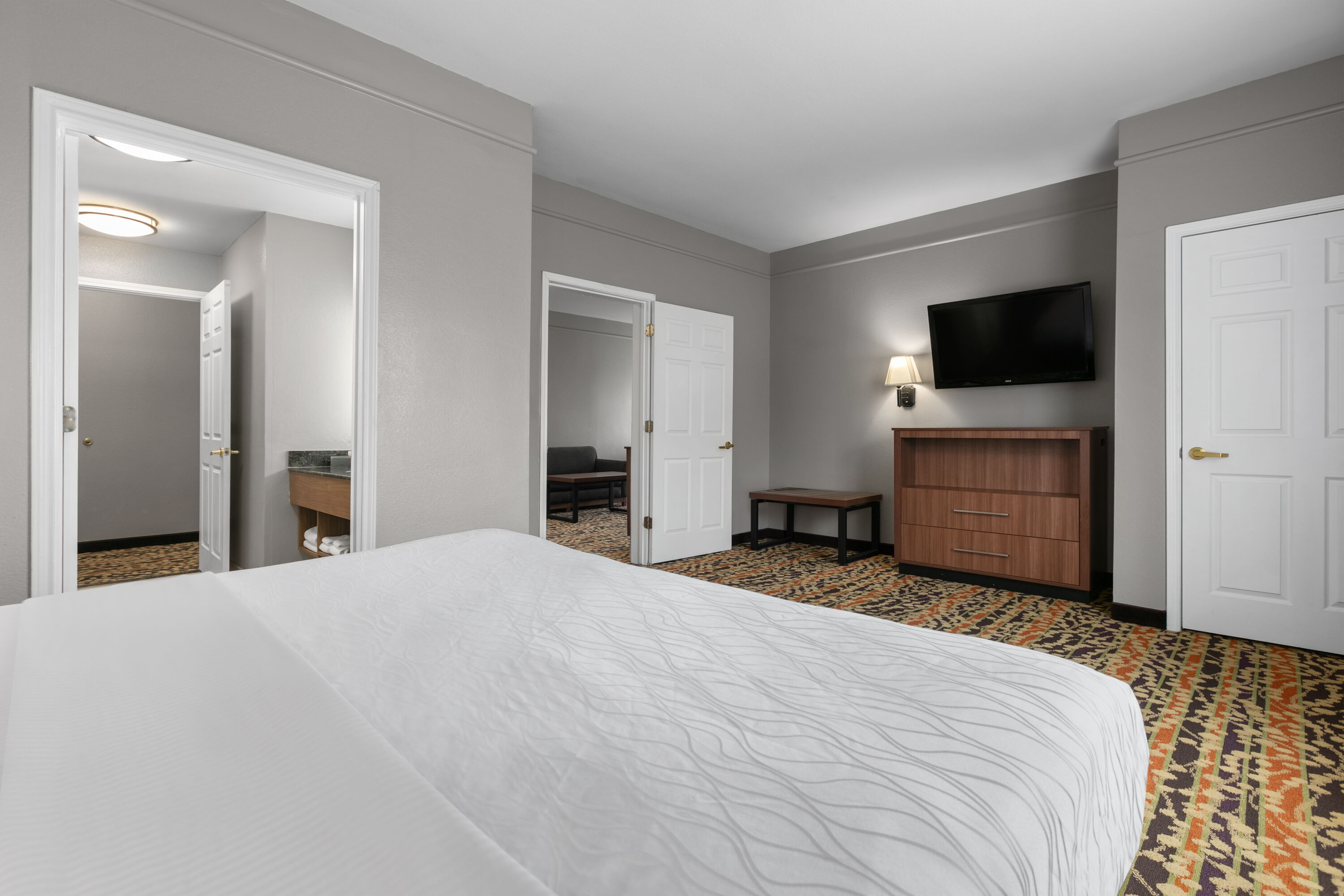 La Quinta Inn & Suites by Wyndham Belton - Temple South suite in Belton, Texas