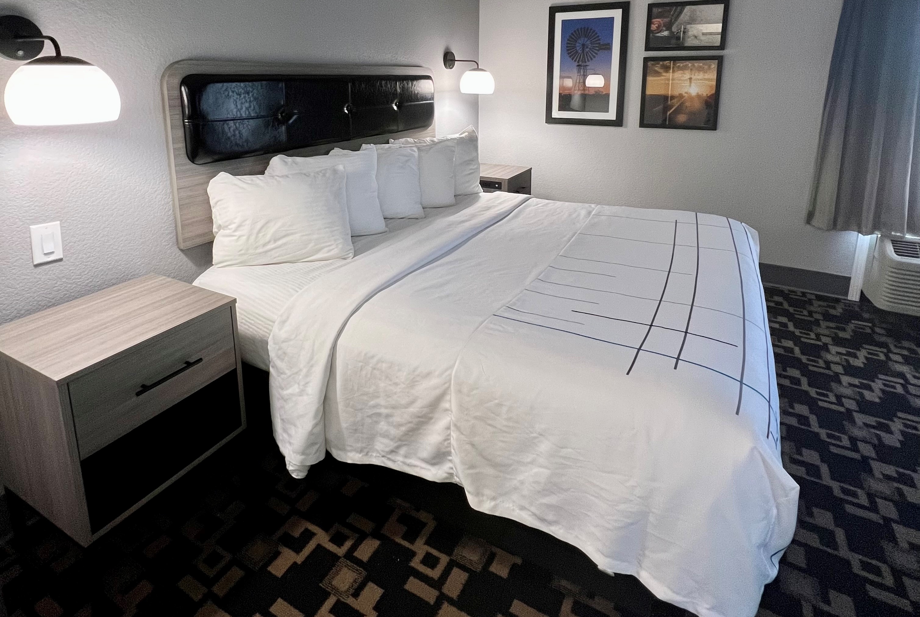 Guest room at the La Quinta Inn & Suites by Wyndham Big Spring in Big Spring, Texas