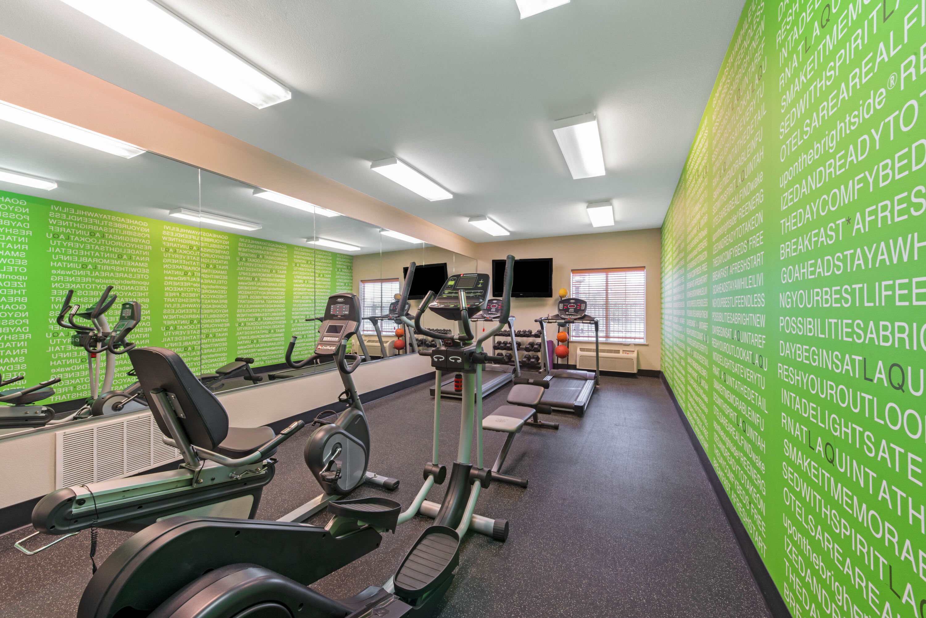 Fitness room at La Quinta Inn & Suites by Wyndham Bridge City in Bridge City, Texas