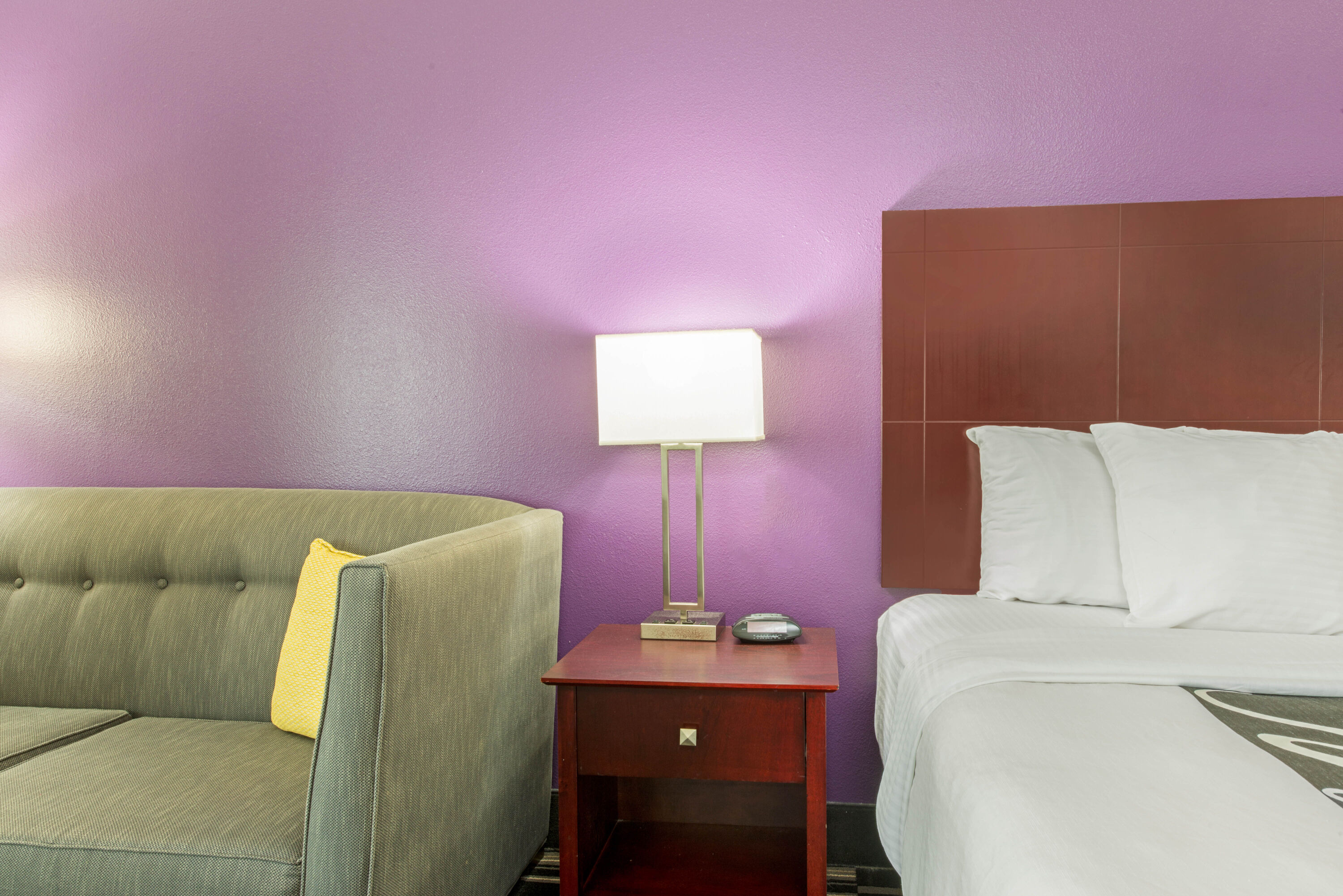 Guest room feature at the La Quinta Inn & Suites by Wyndham Bridge City in Bridge City, Texas