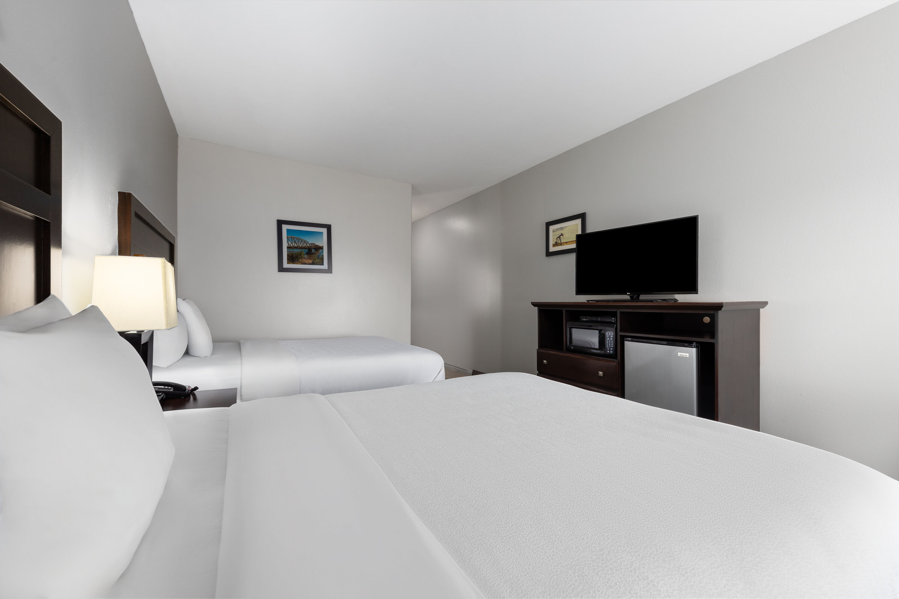 Guest room at the La Quinta Inn & Suites by Wyndham-Brookshire-West Katy in Brookshire, Texas