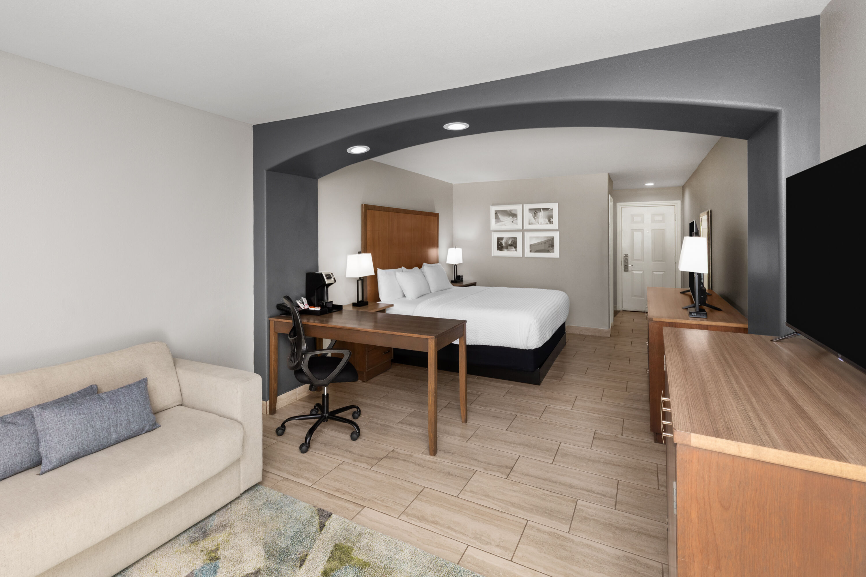 Guest room at the La Quinta Inn & Suites by Wyndham Brownsville North in Brownsville, Texas