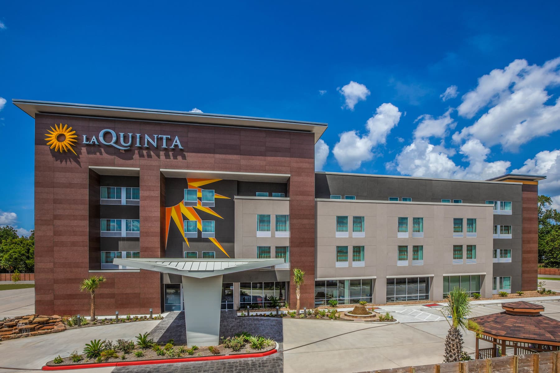 Quinta Inn Suites Wyndham Houston East Sheldon