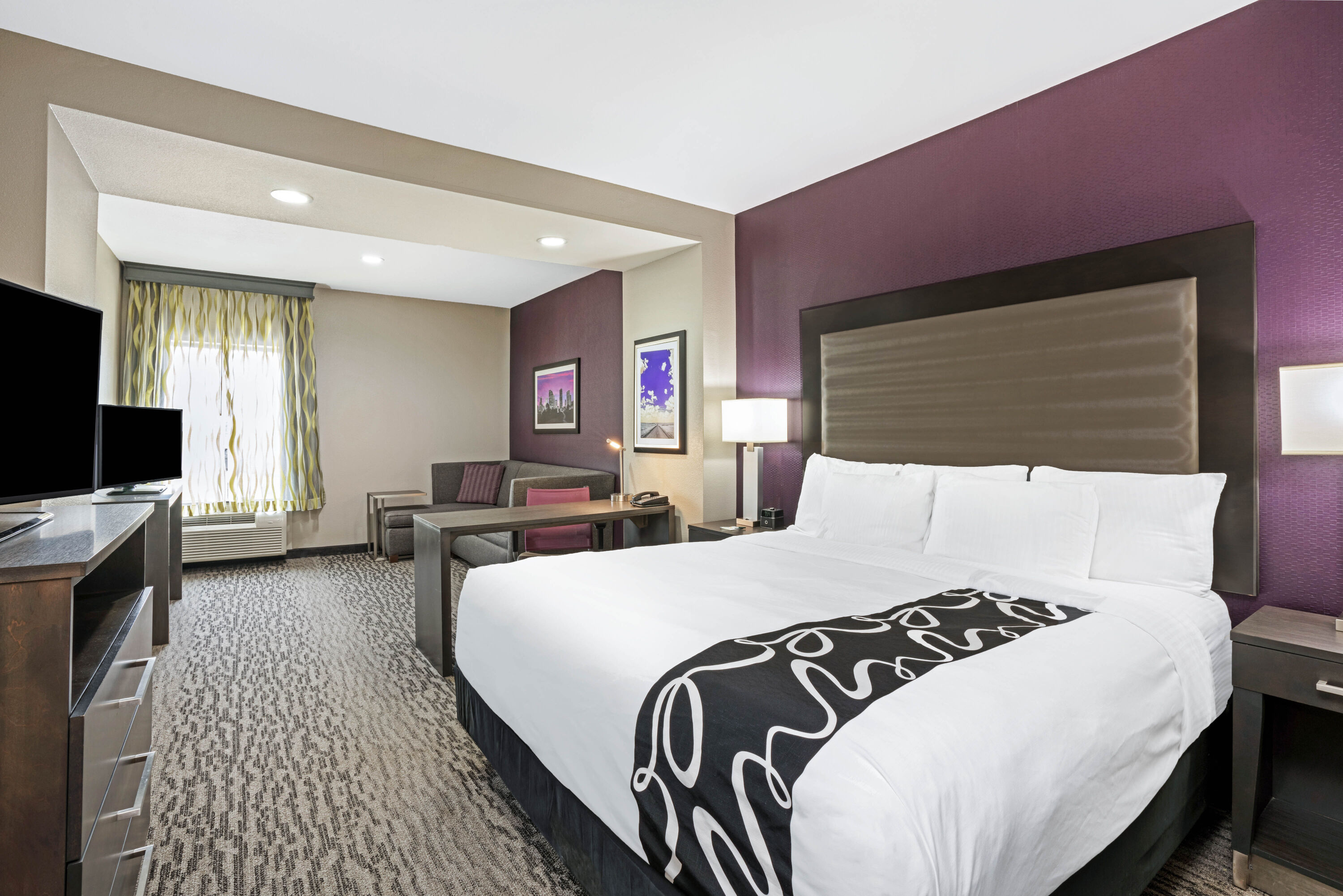 La Quinta Inn & Suites by Wyndham College Station South College