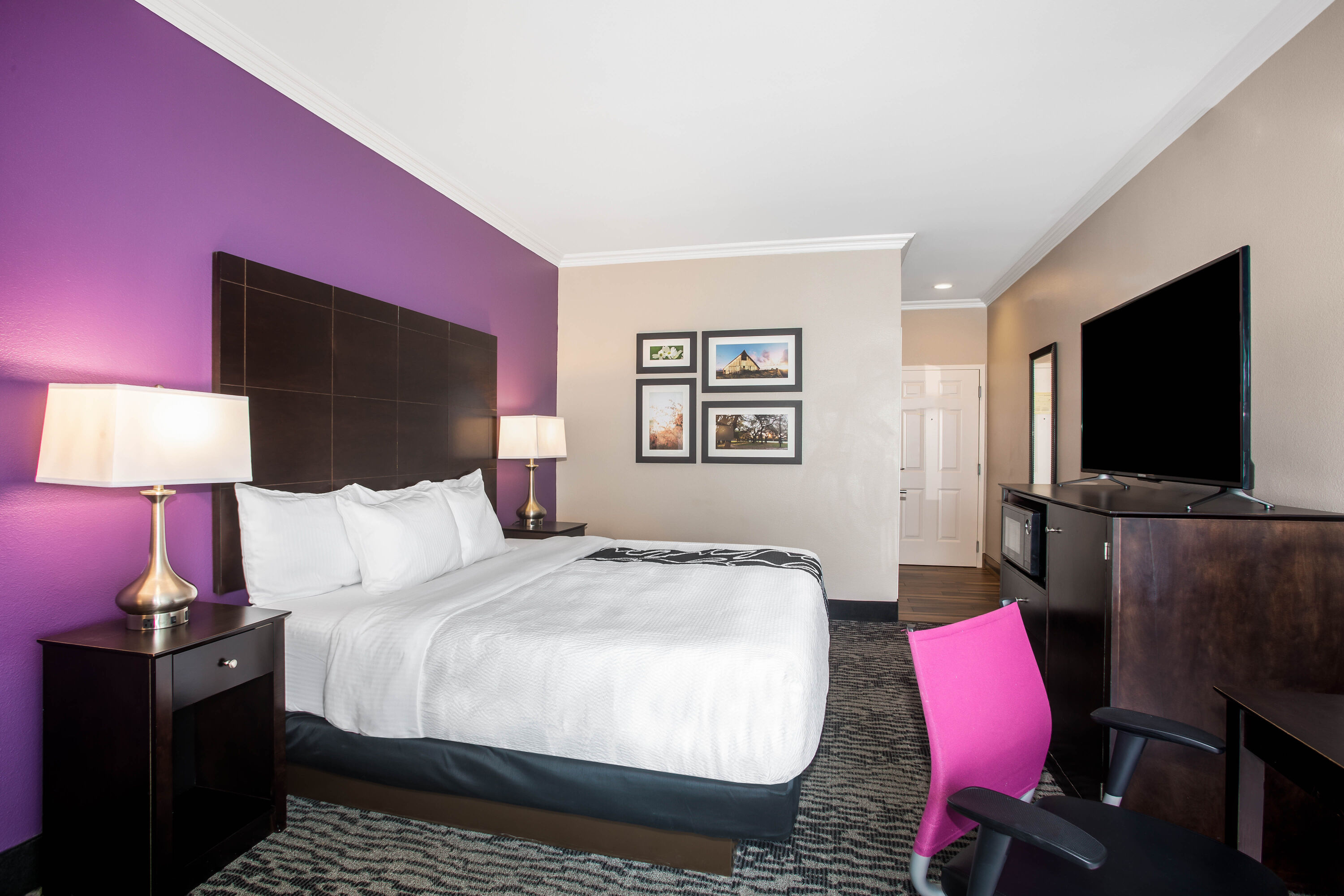 Guest room at the La Quinta Inn & Suites by Wyndham Columbus TX in Columbus, Texas