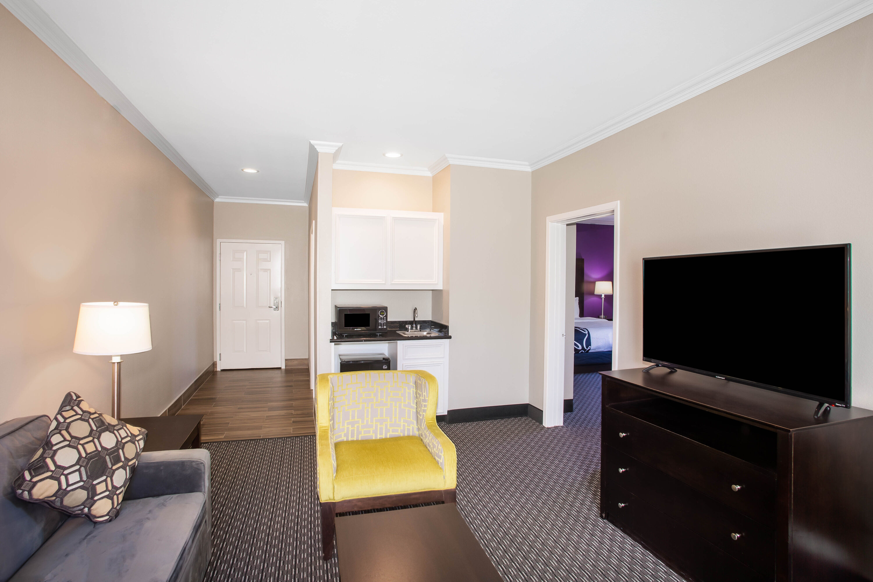 La Quinta Inn & Suites by Wyndham Columbus TX suite in Columbus, Texas