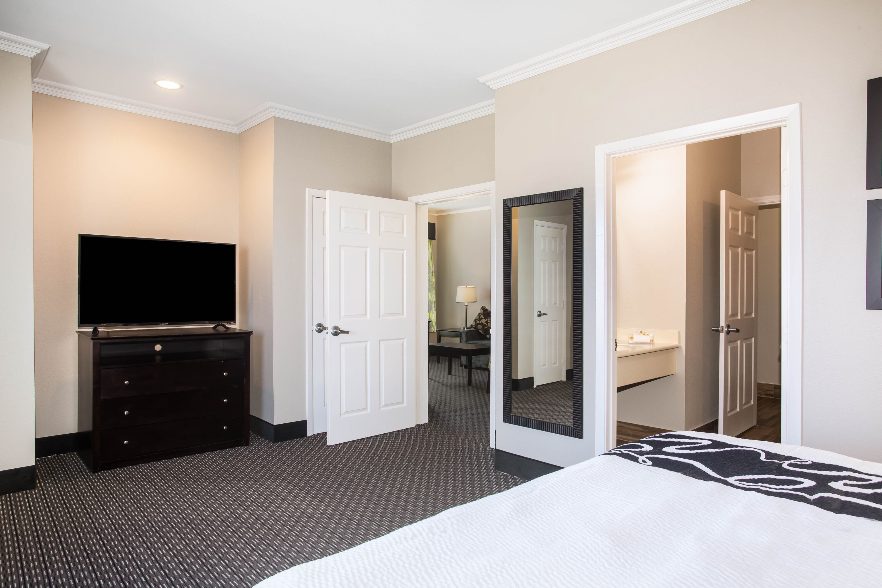 La Quinta Inn & Suites by Wyndham Columbus TX suite in Columbus, Texas