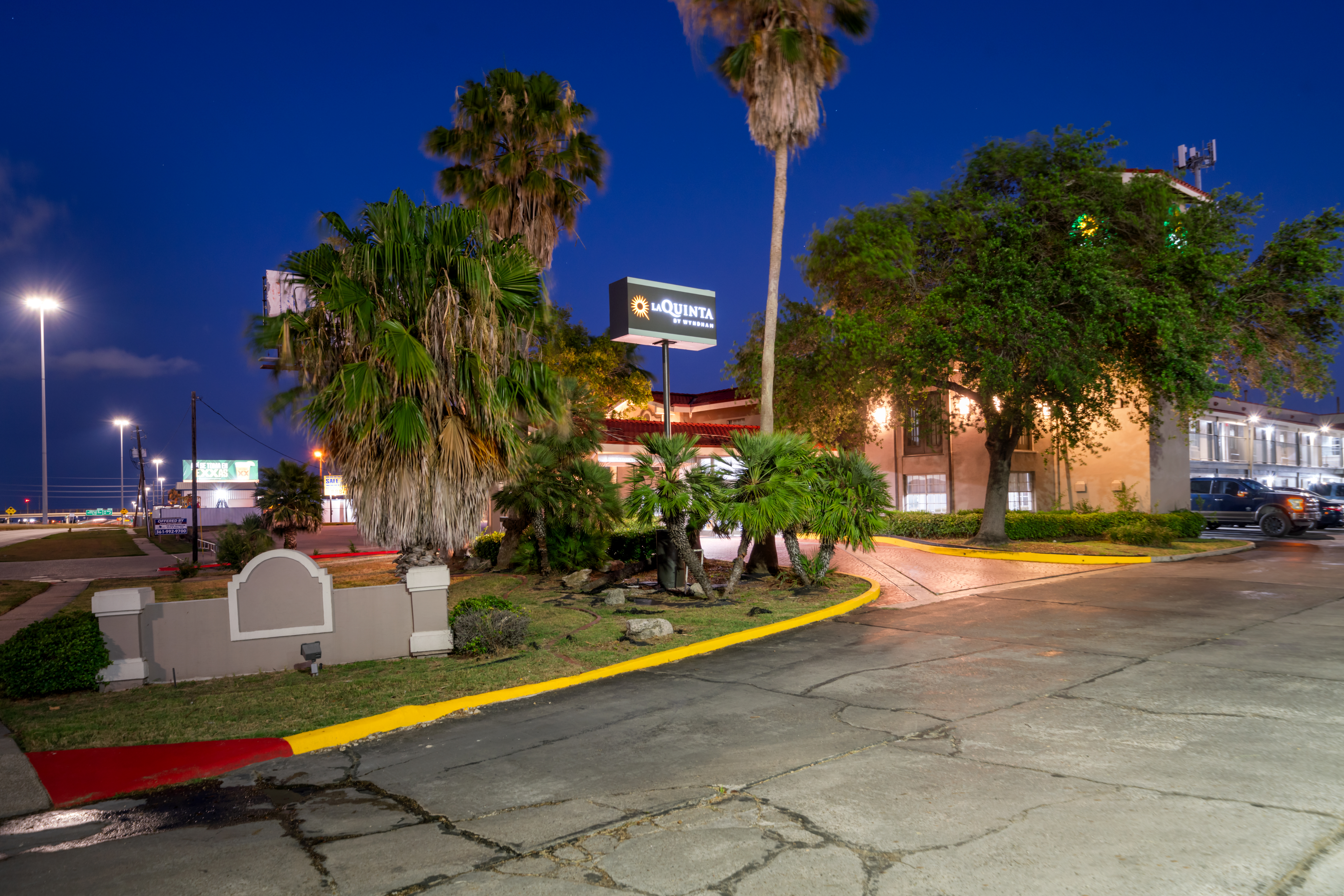 Exterior of La Quinta Inn by Wyndham Corpus Christi North hotel in Corpus Christi, Texas
