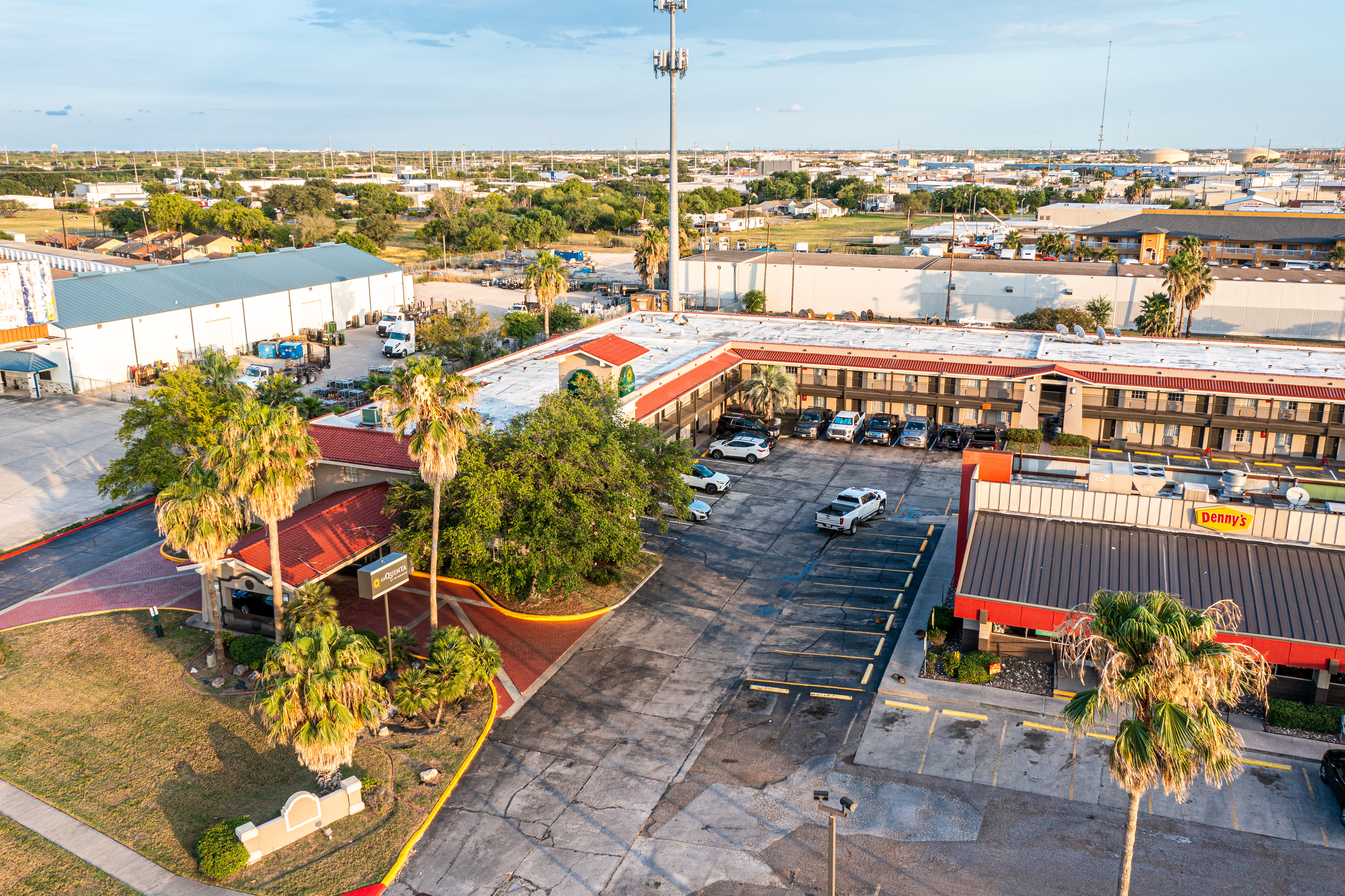 Exterior of La Quinta Inn by Wyndham Corpus Christi North hotel in Corpus Christi, Texas