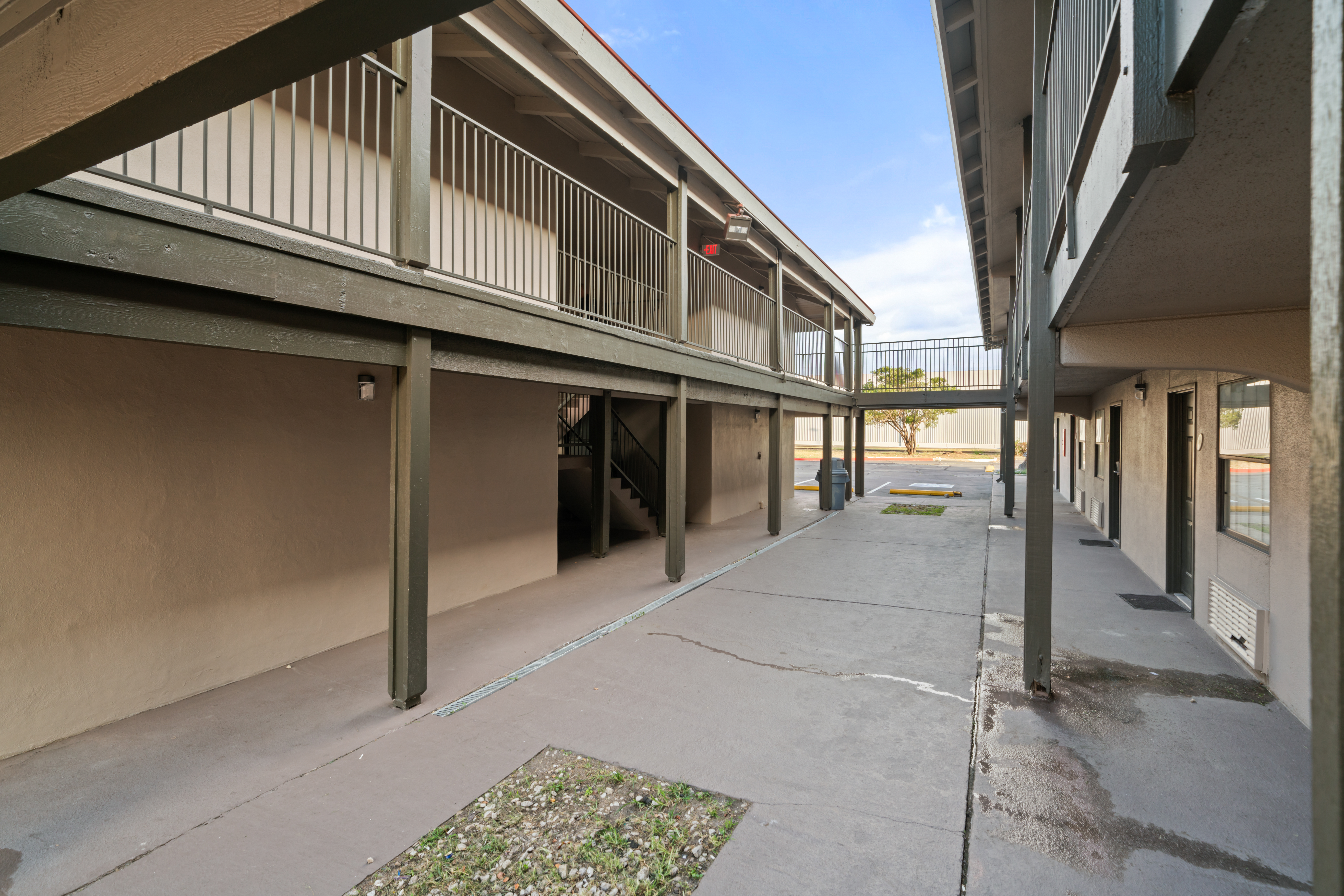 Exterior of La Quinta Inn by Wyndham Corpus Christi North hotel in Corpus Christi, Texas