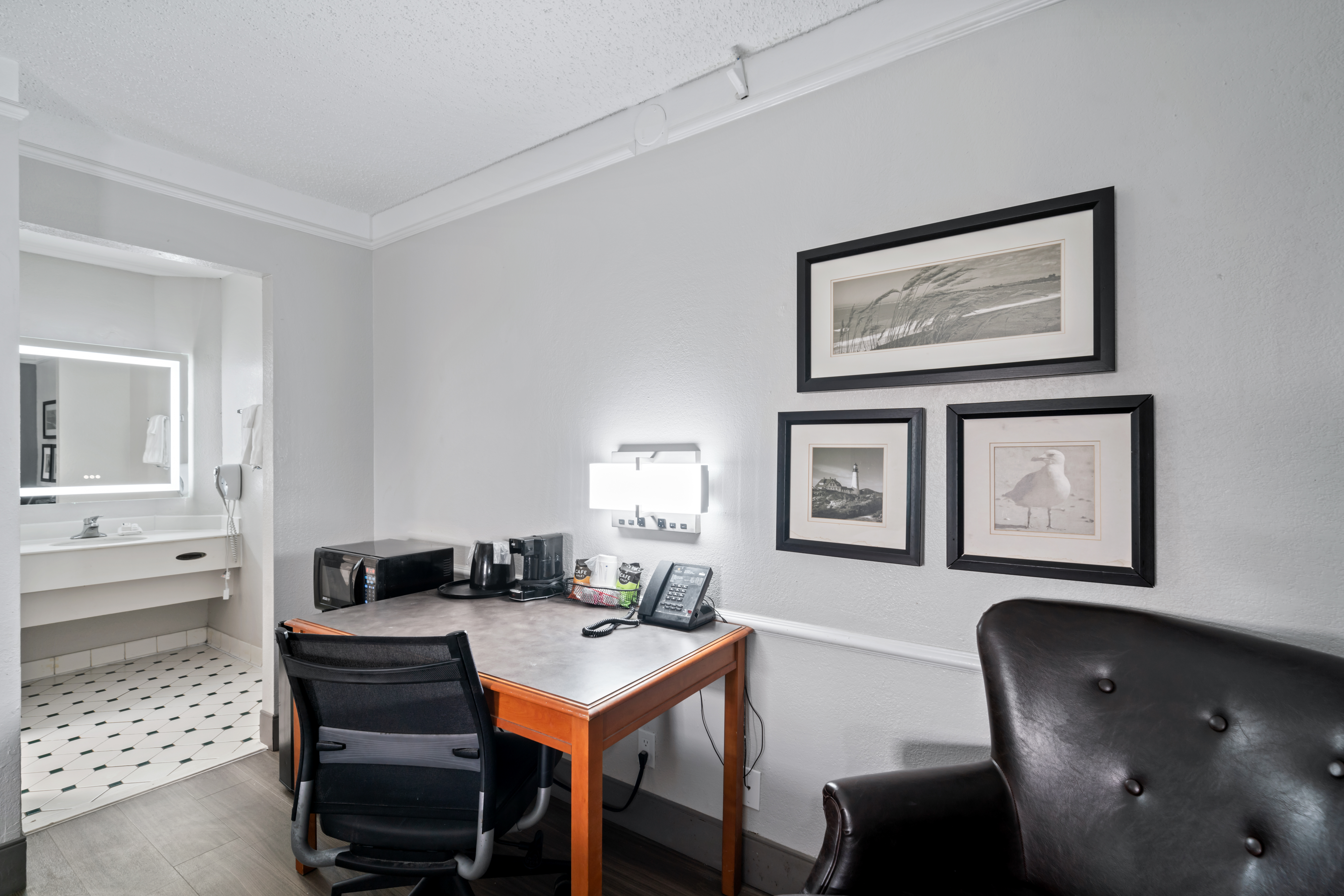 Guest room at the La Quinta Inn by Wyndham Corpus Christi North in Corpus Christi, Texas
