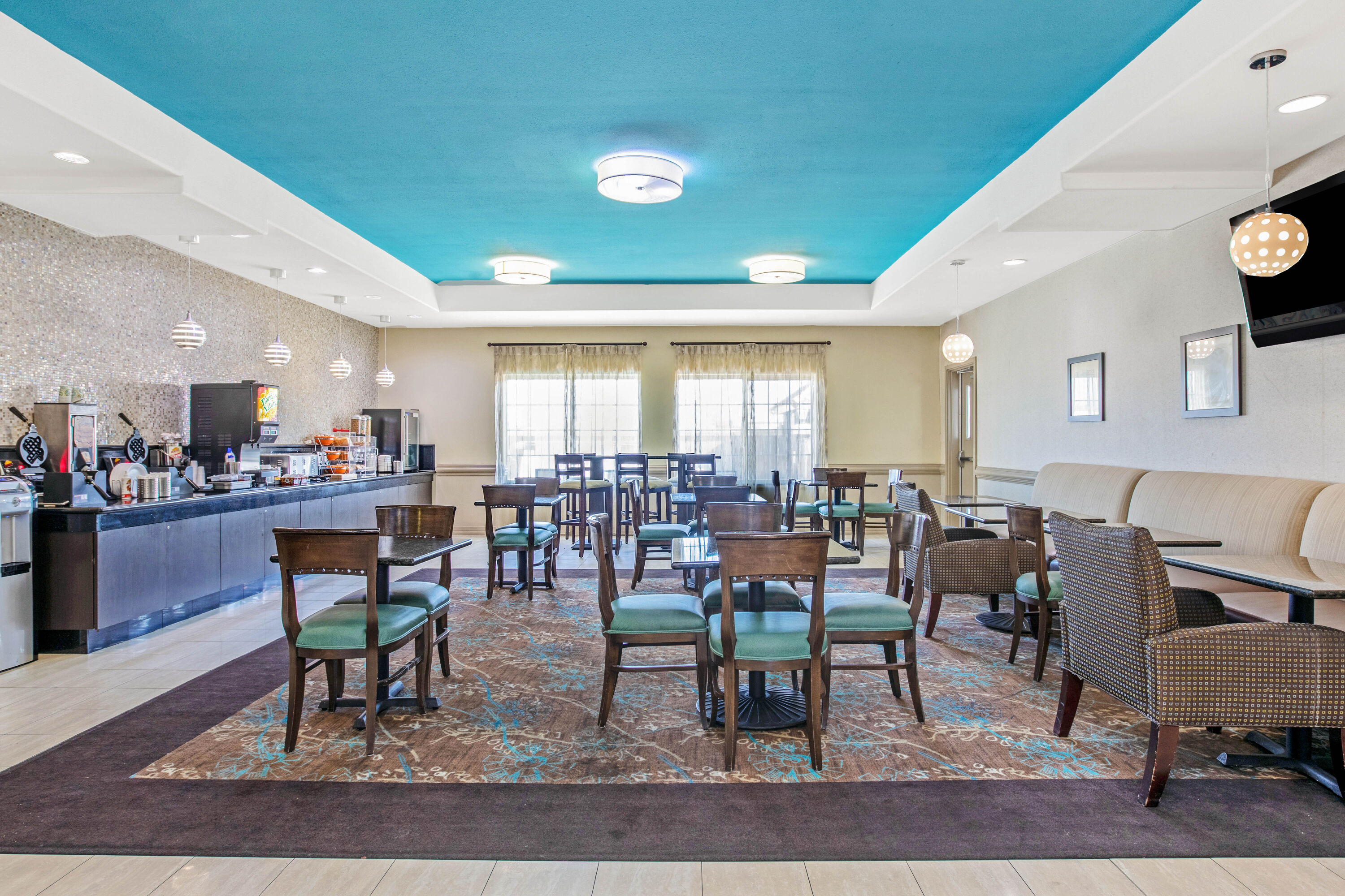 Free breakfast at La Quinta Inn & Suites by Wyndham Corpus Christi Airport in Corpus Christi, Texas